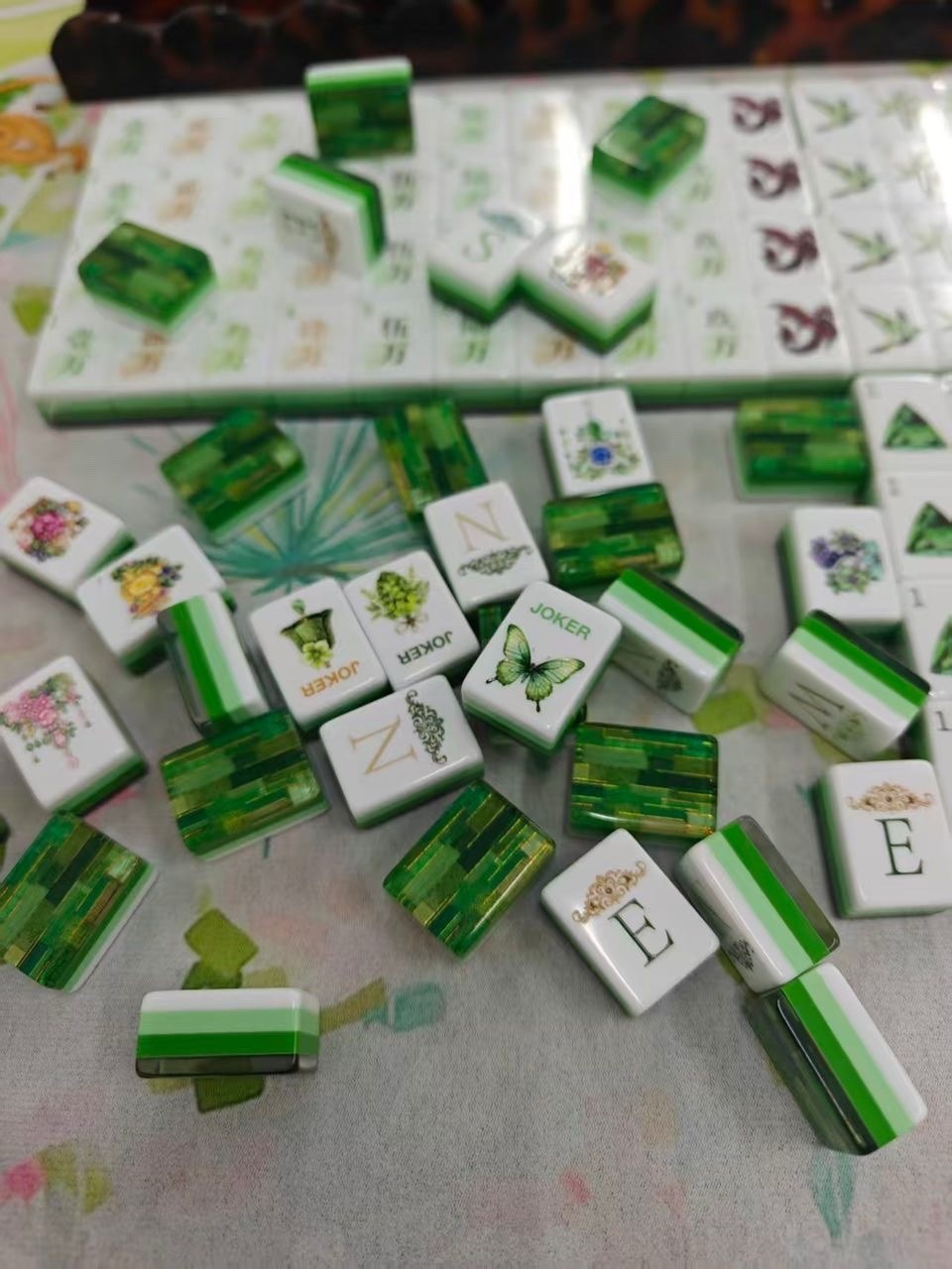 Bamboo Style 4-Layer Emerald Green Back American Mahjong Tiles