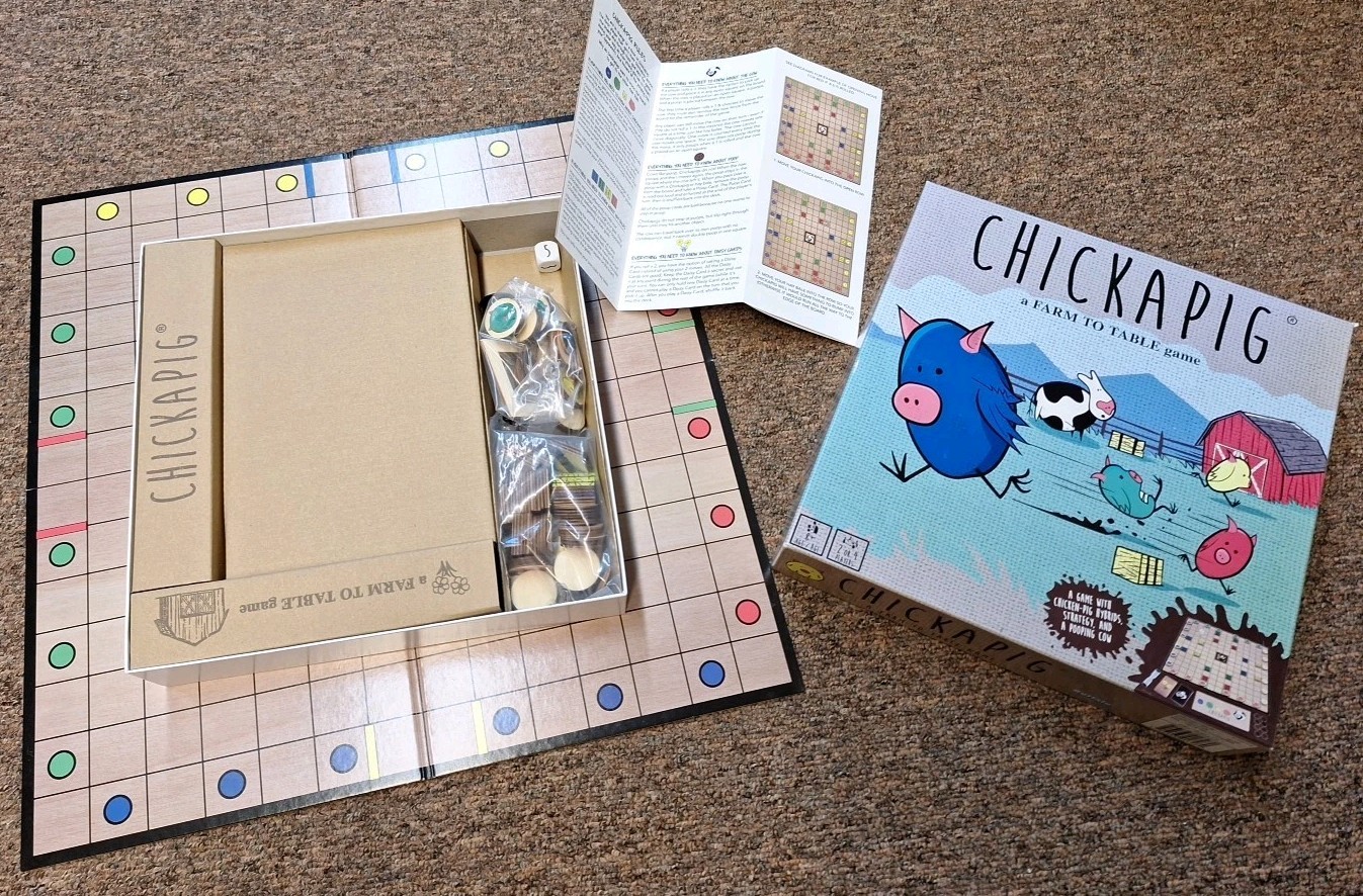 Chickapig First Edition A Farm To Table Board Game With Wood Pieces – Complete