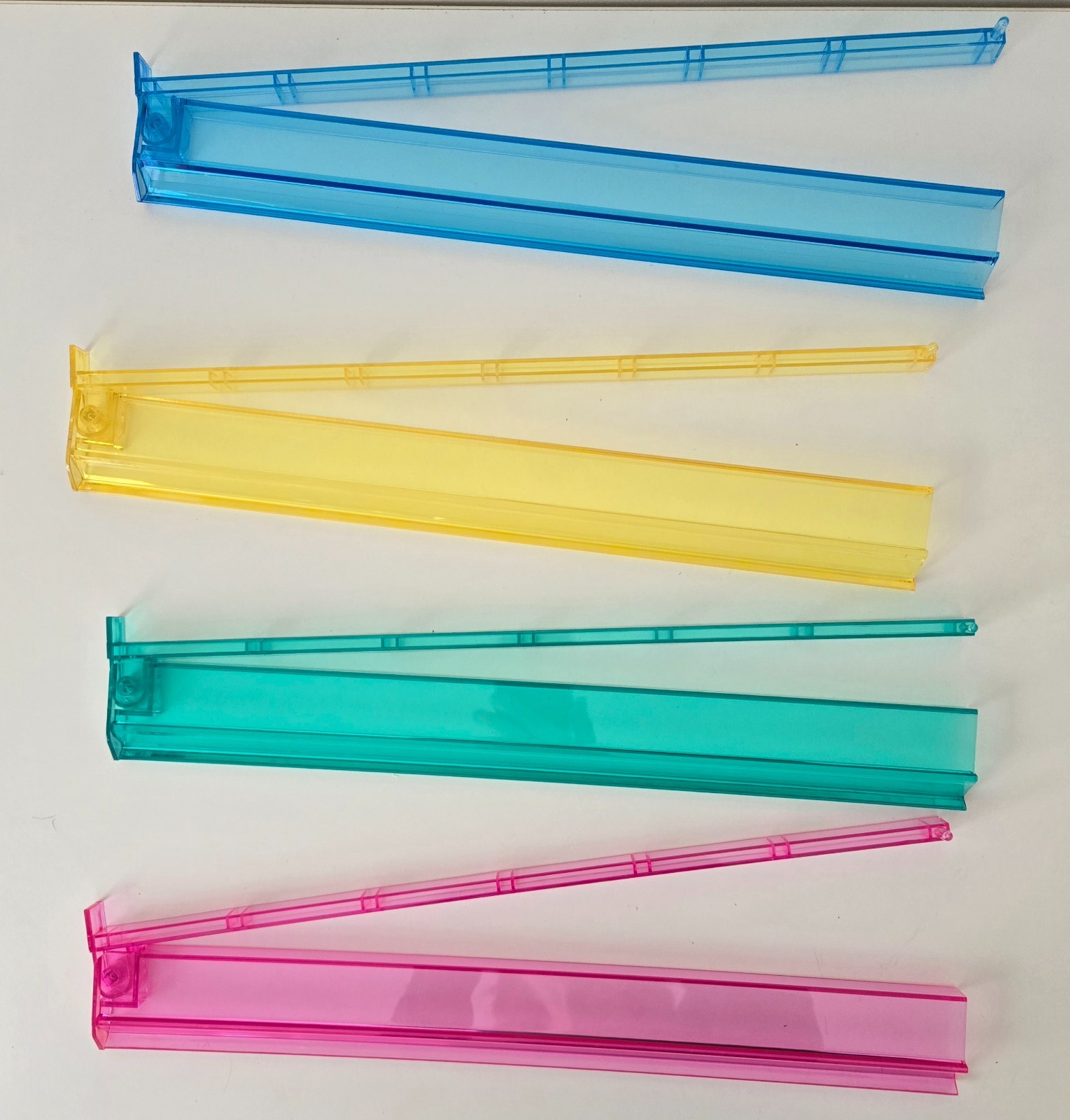 Modern Mahjong Racks with Built-in Pushers – Multicolor Acrylic – Set of 4