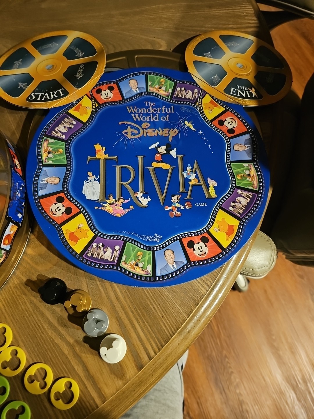 Walt Disney Trivia The Wonderful World of Disney Trivia Game Gold Tin No Instruc