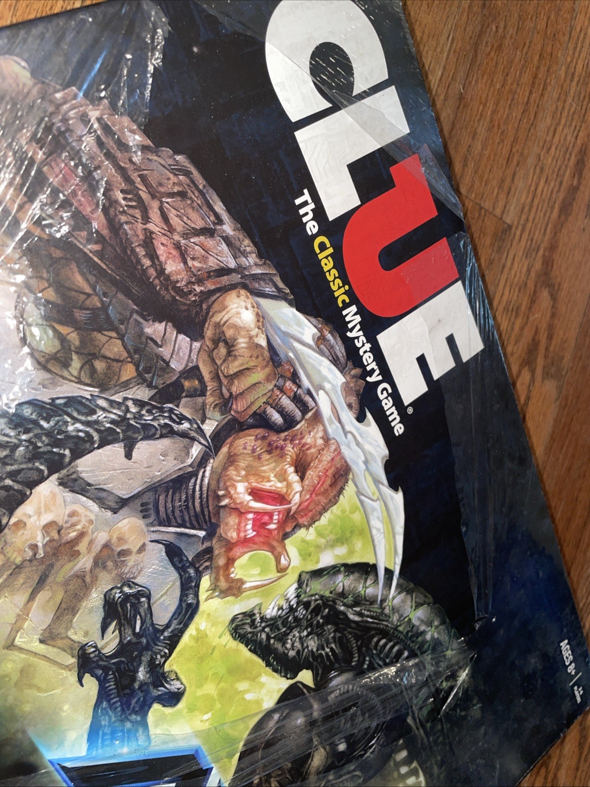 CLUE AVP ALIEN VS PREDATOR BOARD GAME SEALED* READ NEW Hasbro 2016