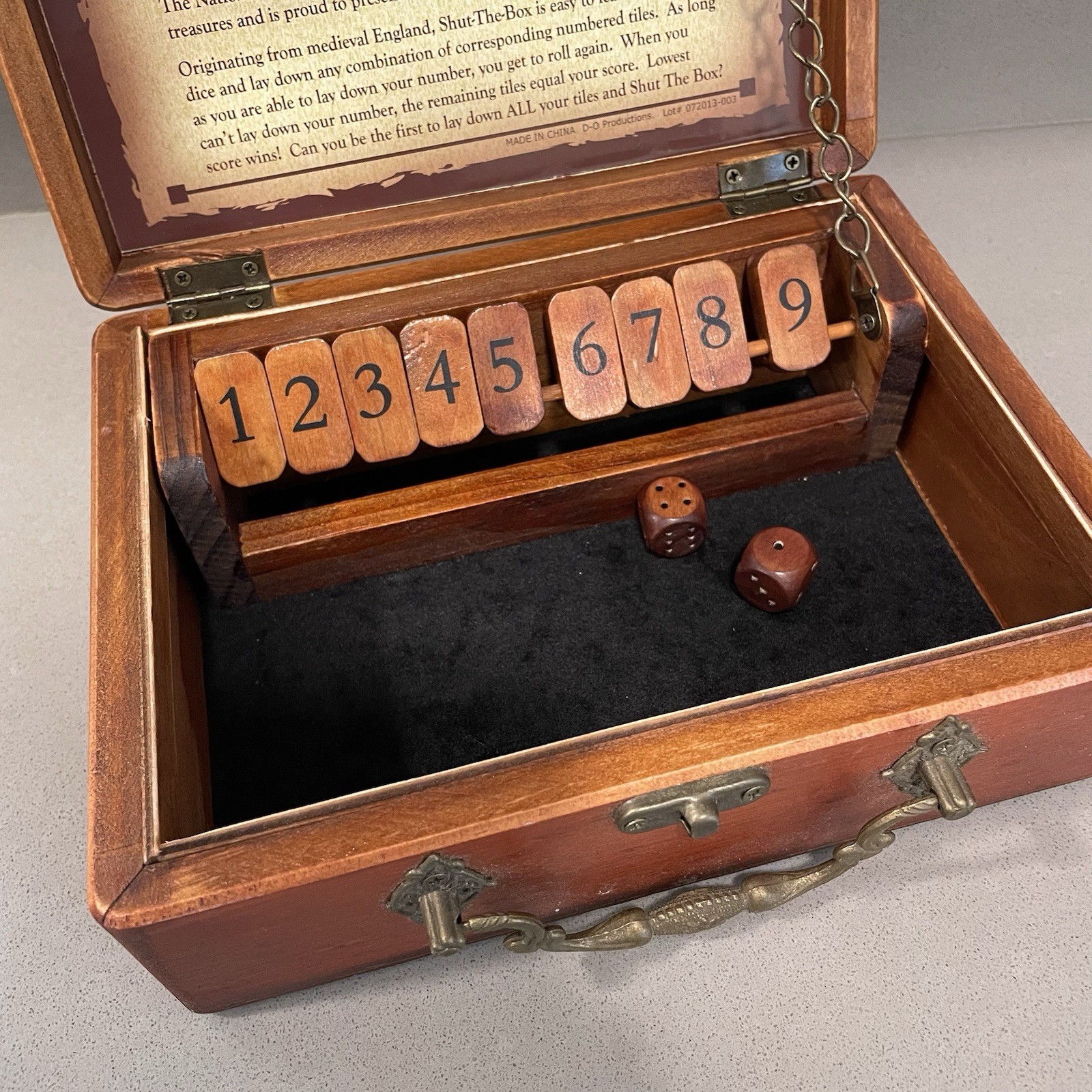 National Geographic Shut The Box Wooden Dice English Pub Game Ages 8+