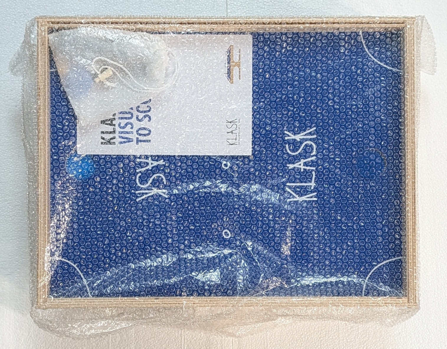 Klask Magnetic Game of Skill 2 Players Complete Original Box – GREAT DEAL