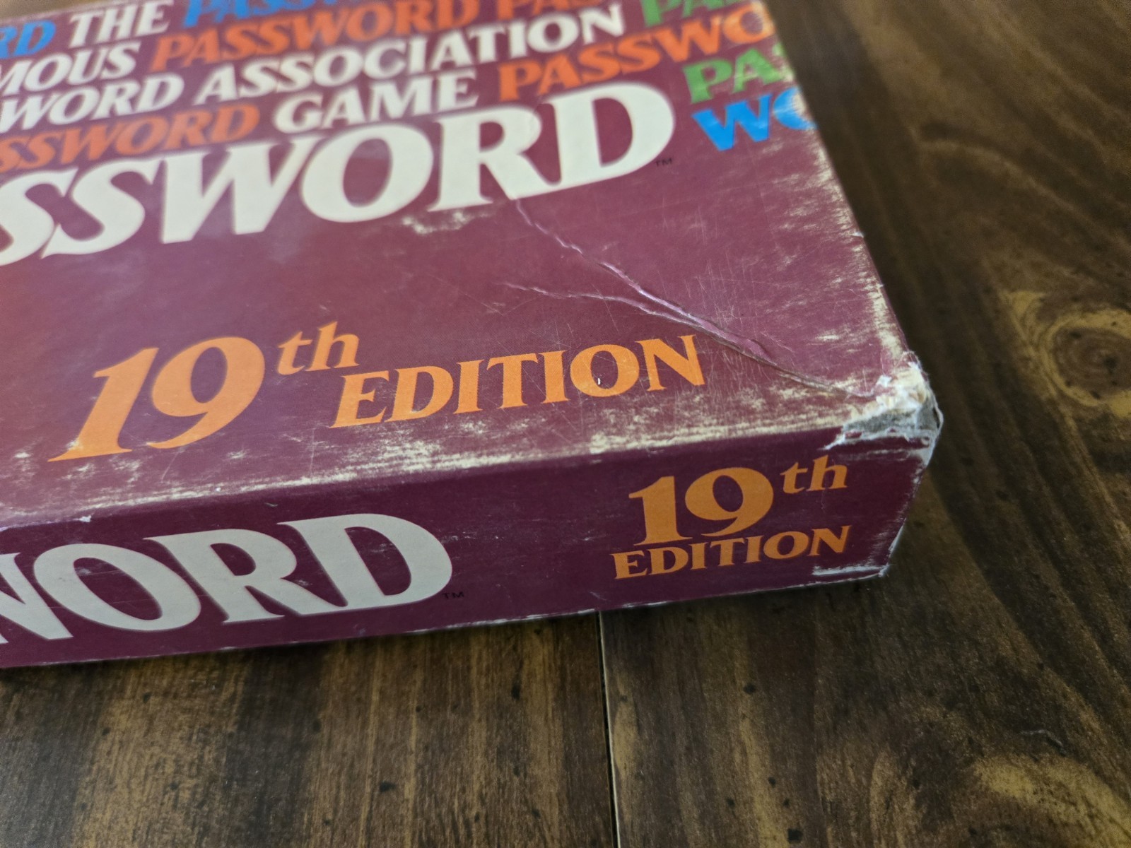 Vintage Password 19th Edition 4260 Milton Bradley Board Game