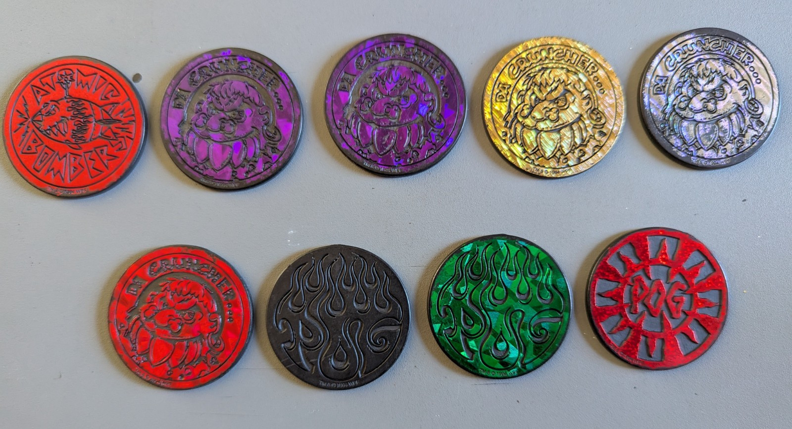 Lot of 19 Authentic POG Slammers The World Pog Federation 1990s POGS/Caps