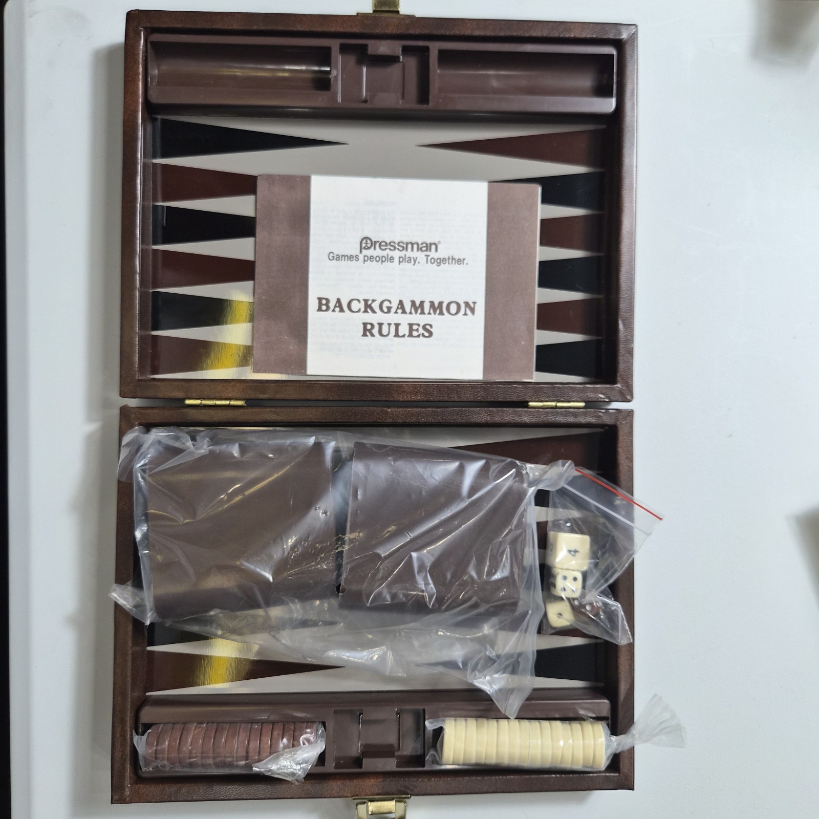 Vintage Travel Backgammon Set 9″ x 6.5″ Brown Faux Leather Case COMPLETE