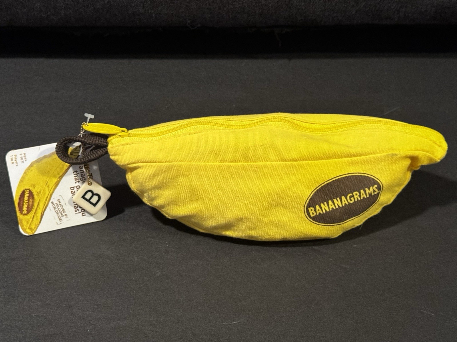 NEW BANANAGRAMS Crossword Puzzle Tile Game ~ Fun Family Night Game