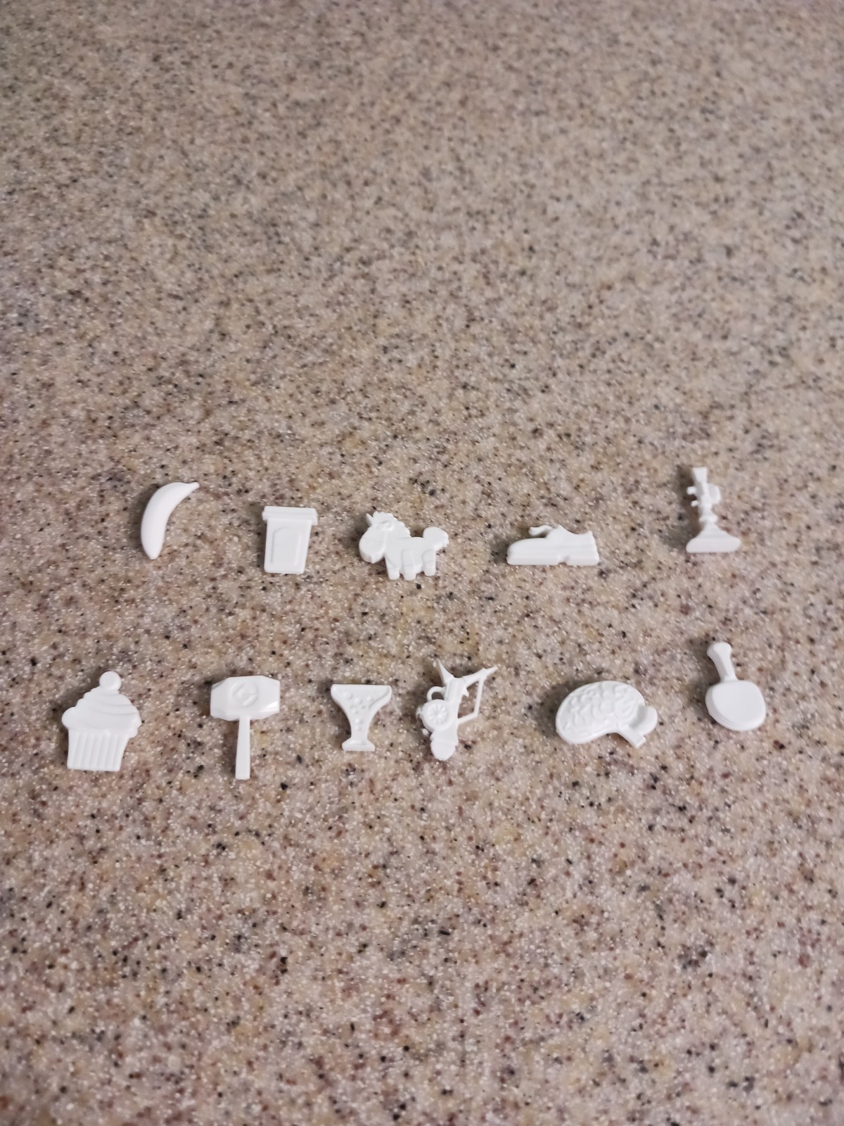 Operation Despicable Me 2 Includes 11 miscellaneous Funatomy Replacement Parts