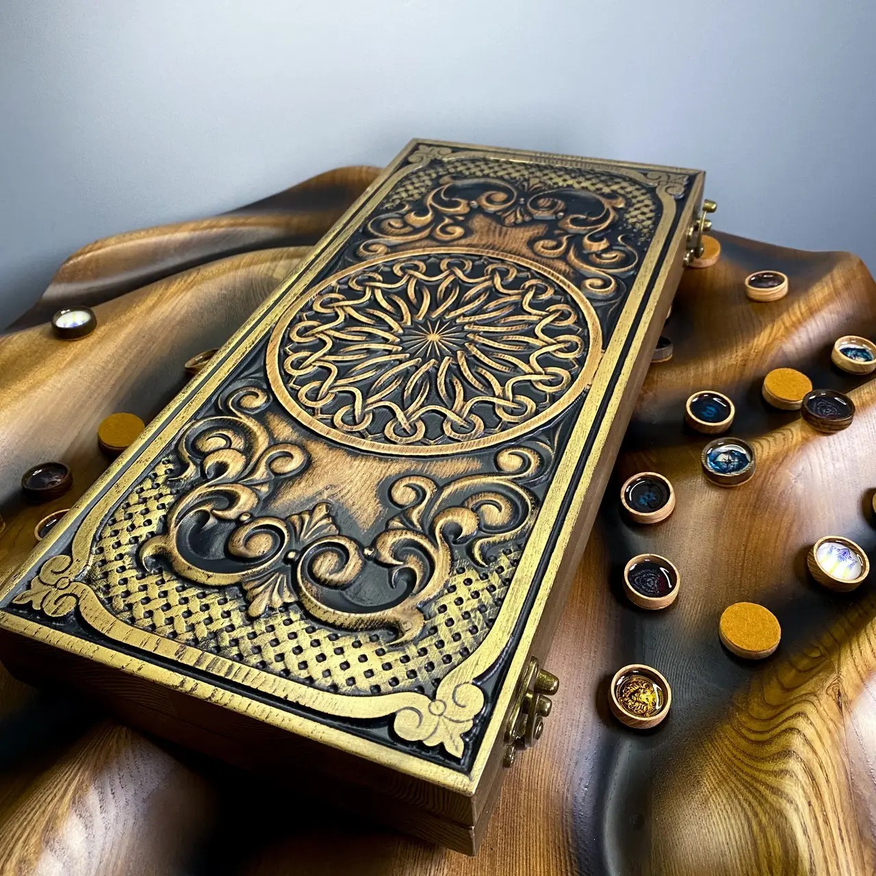 Classical_LUXURY Wooden BACKGAMMON Set Carved Game New Board 48cm (19″)