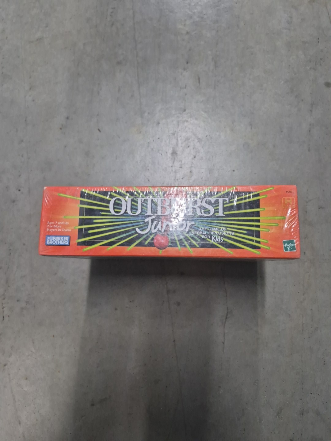 Hasbro Parker Brothers Outburst Junior Game 1999 Version Sealed