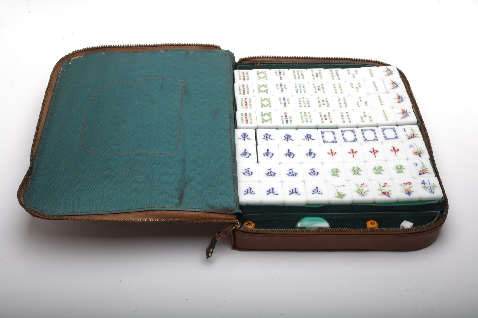 Vintage Chinese Mahjong Green White Tiles Game Set in Leather Case 144 piece