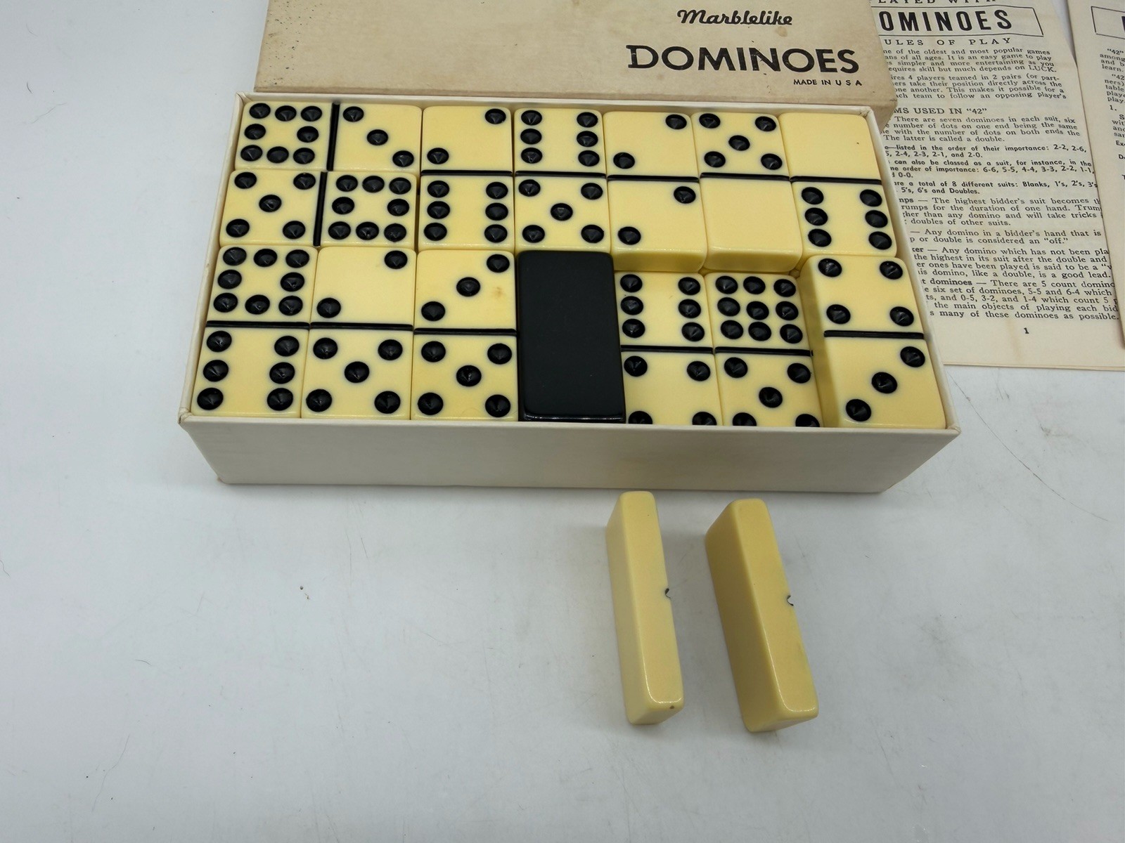 Vintage Puremco Standard Marblelike #616 IVORY Dominoes
