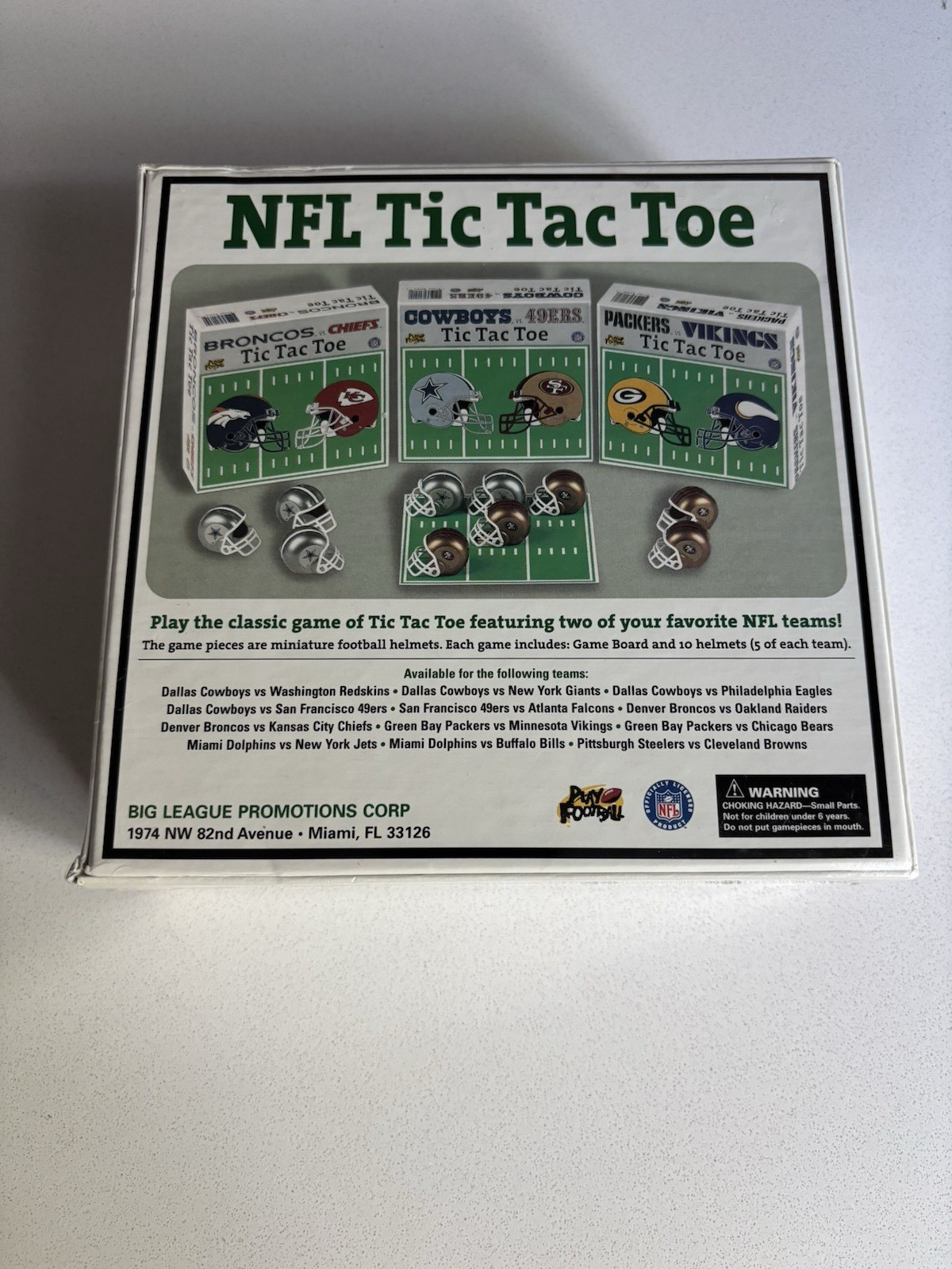 Vintage Dolphins Vs Jets NFL Tic Tac Toe Game w Mini Helmets – Brand New