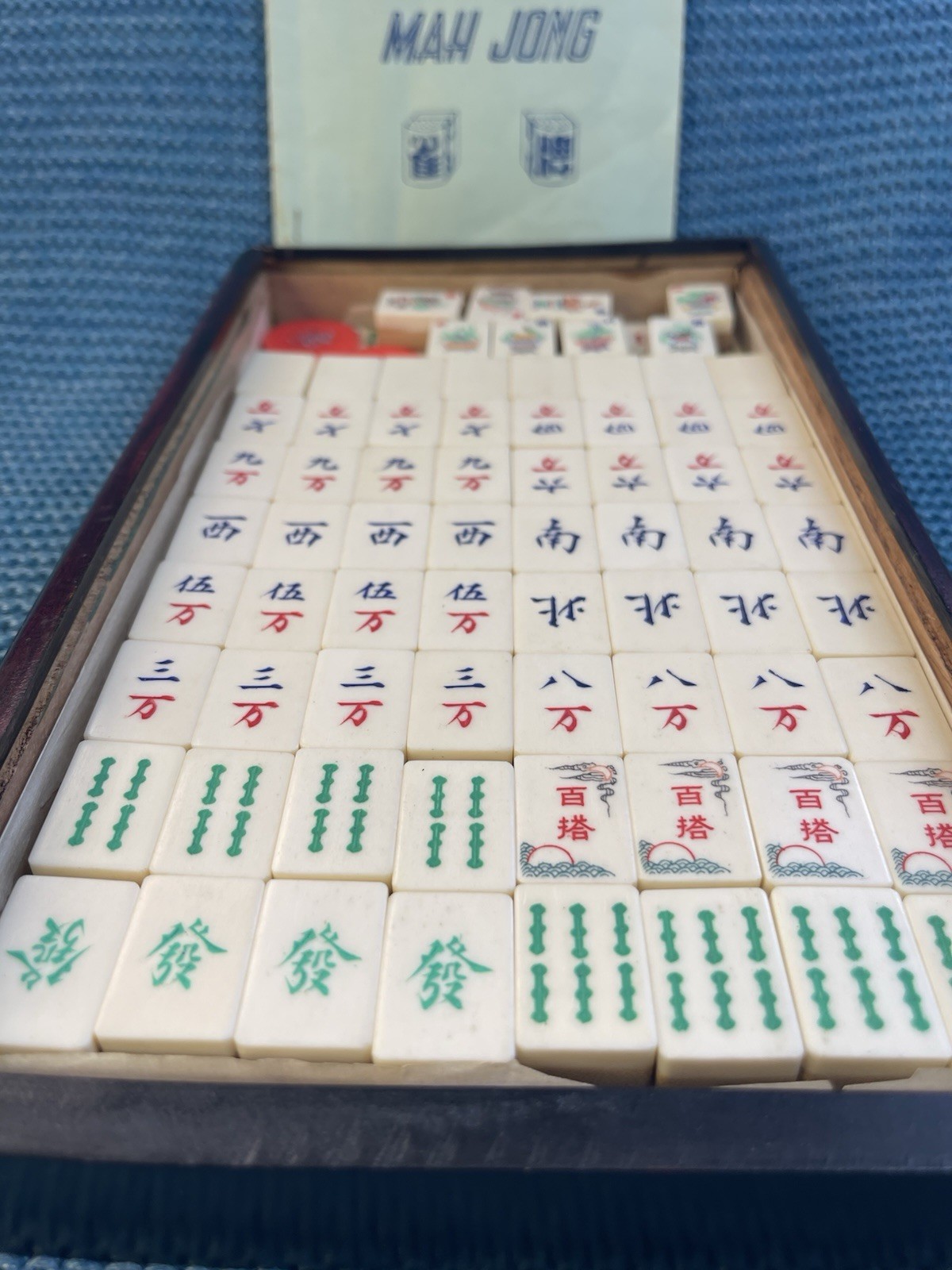 Antique 1920s Chinese Mahjong Set Bone & Bamboo Dovetail Tiles VTG