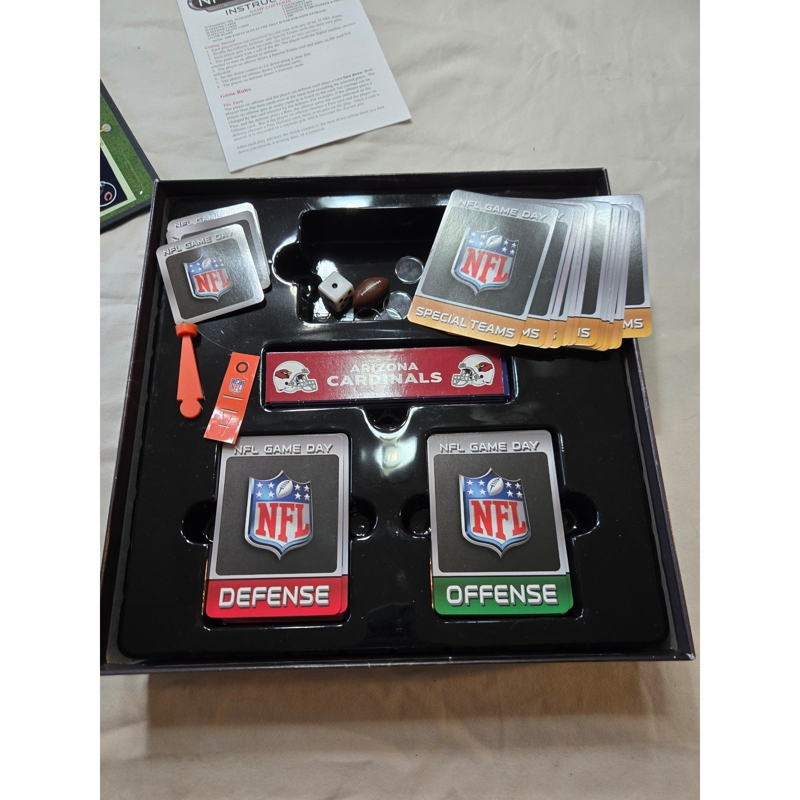 NFL Game Day The Ultimate Football Board Game All 32 Teams Magnetic Ages 9+