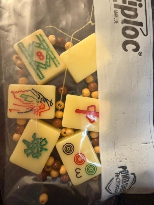 American Mah Jongg- 166 tiles, 6 replacements, acrylic racks, hard burgundy case