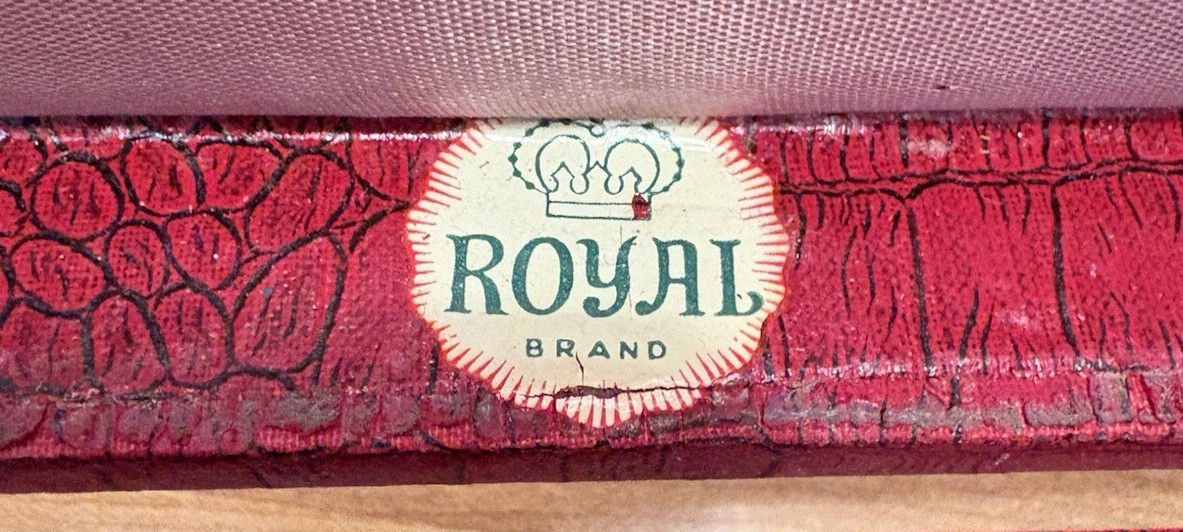 Vintage Royal Bakelite Mah Jong Set from the 1950’s