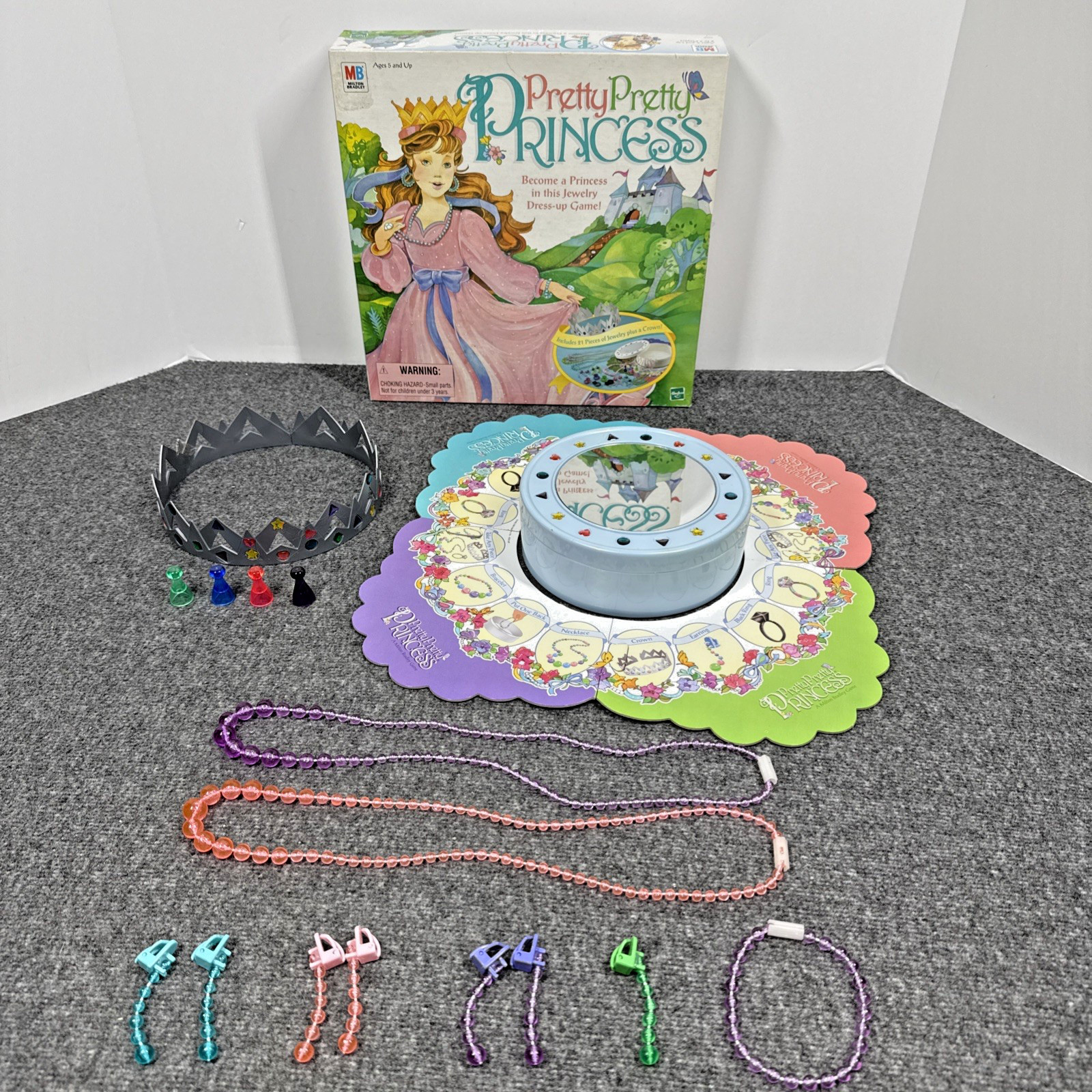 VTG 1999 Pretty Pretty Princess Board Game Jewelry Dress Up Sleepover Fun Read