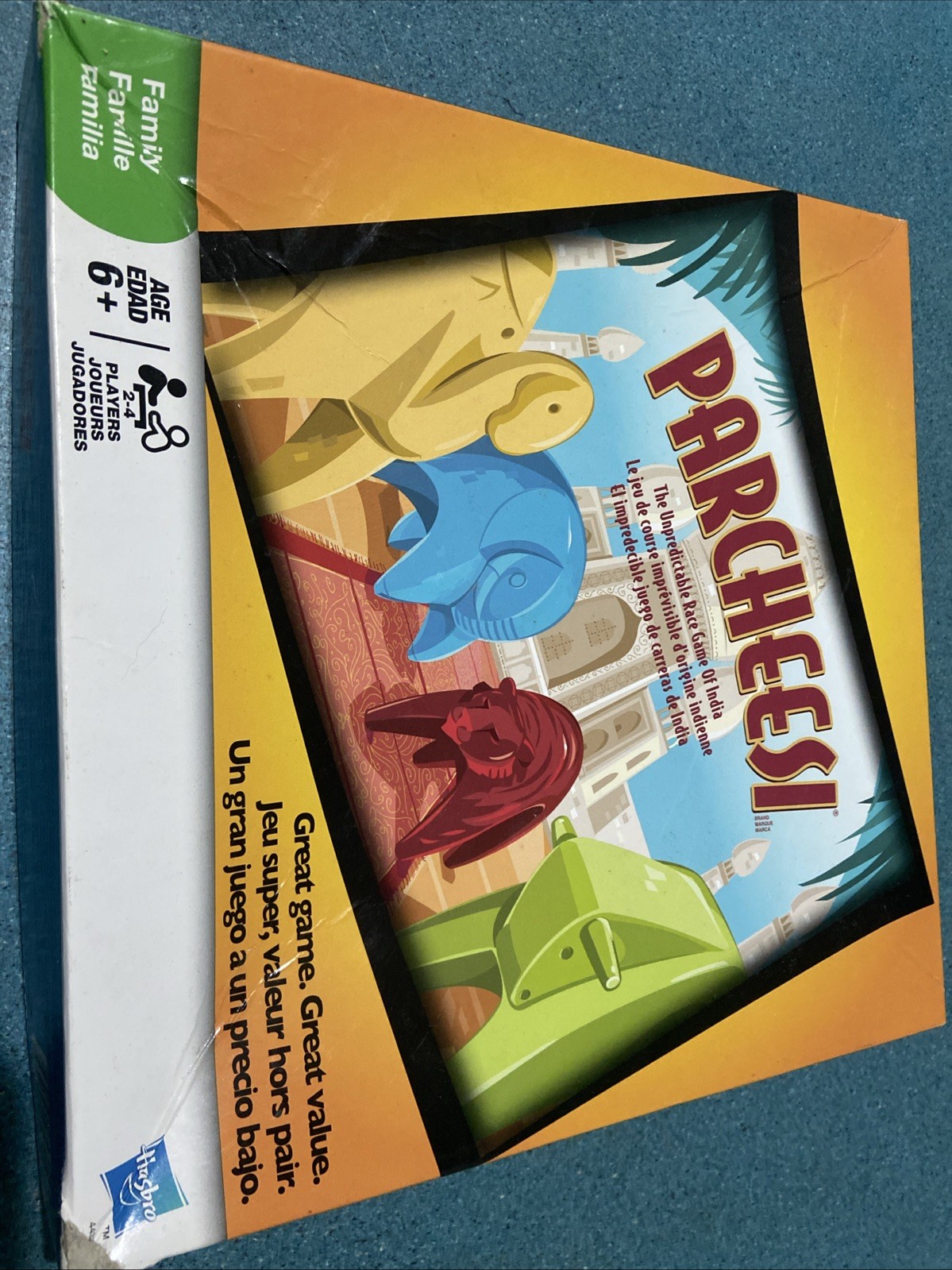 Parcheesi with Plastic Animal Figures COMPLETE Hasbro 2009 Pachisi Classic