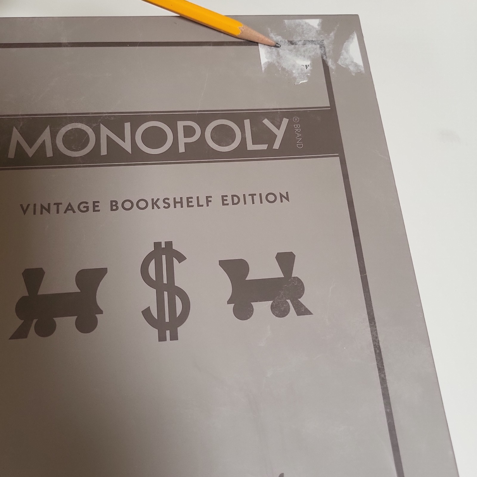 Monopoly Vintage Bookshelf Edition – WS Game Company