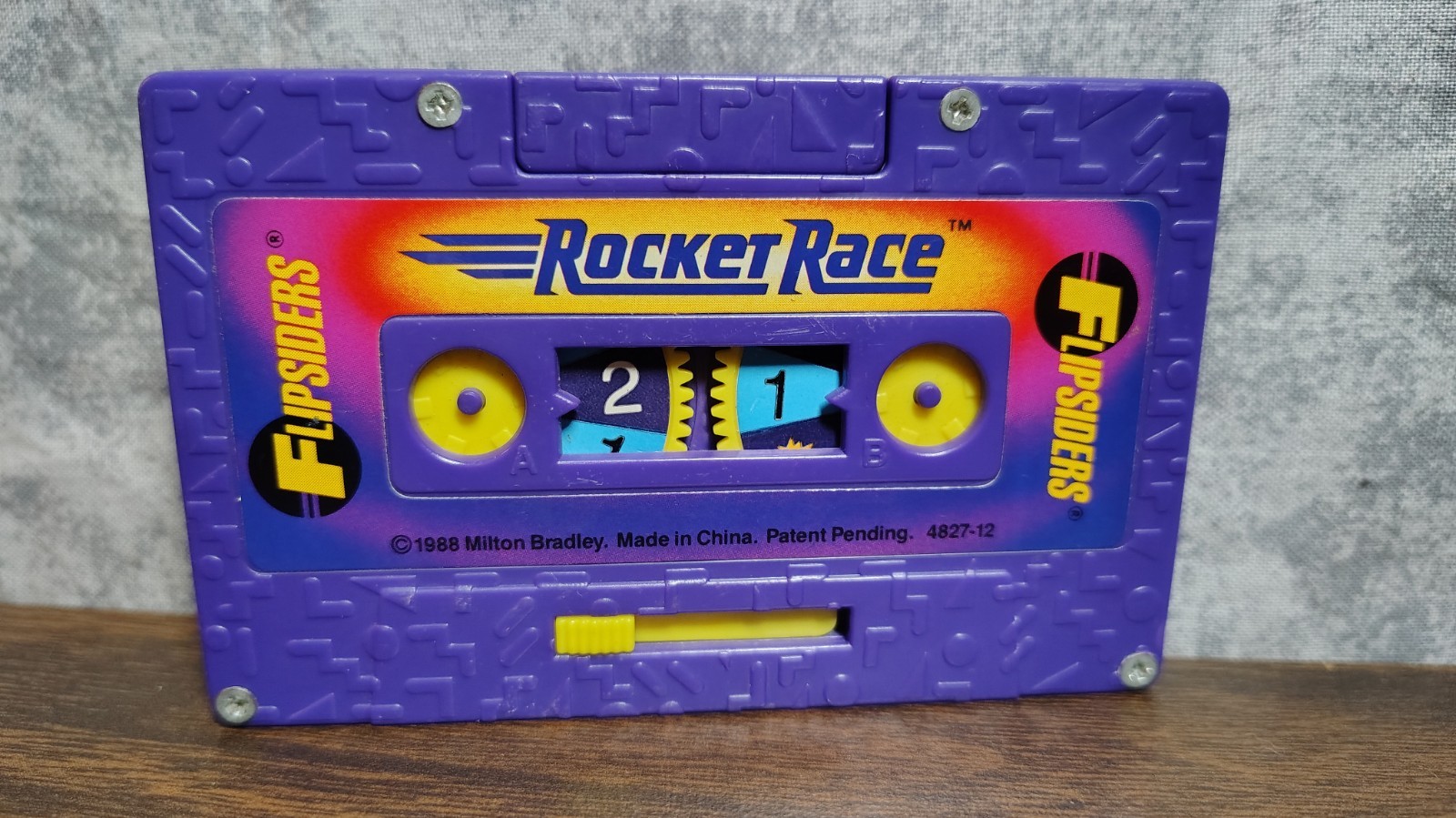 FLIPSIDERS Rocket Race Milton Bradley 1988 Vintage Pocket Game Rare