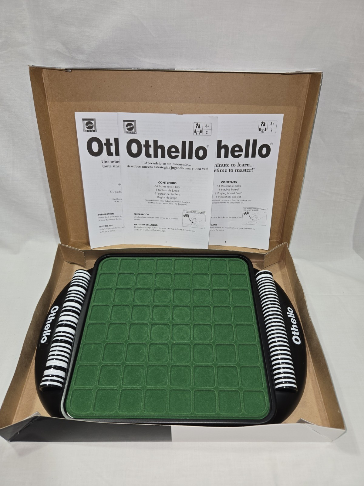 Othello® Classic Family and 2-Player Board Game for Ages 8 and Up