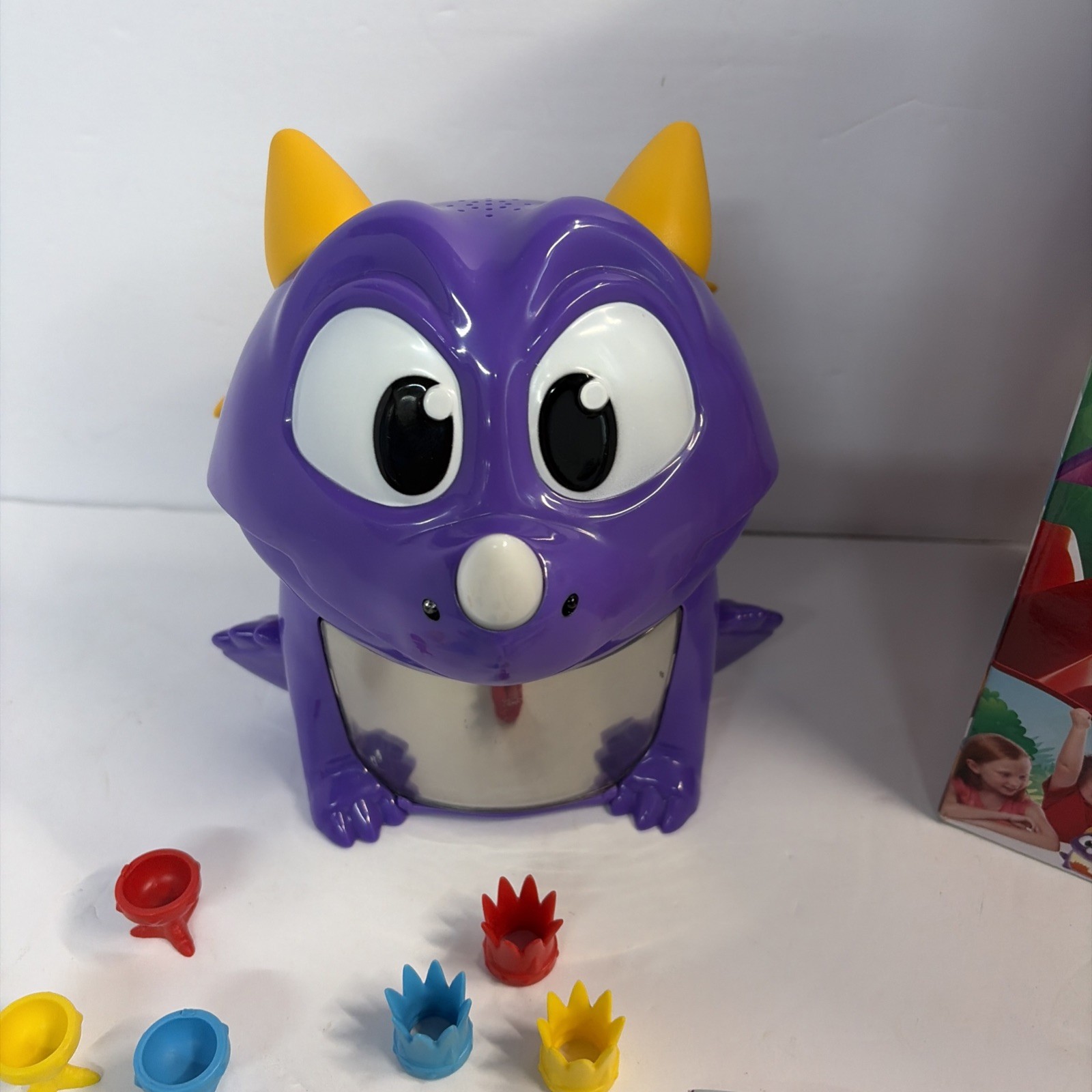 Dragon Snacks Game 2019 Ages 4-Up Works Complete ( see video ) clean w/ box