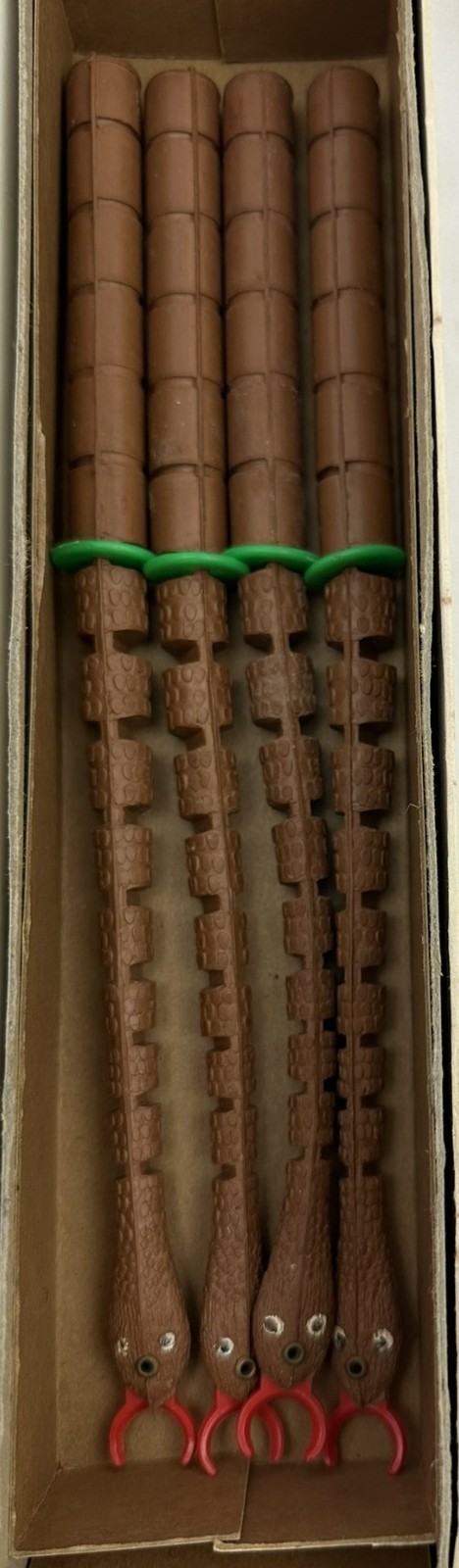 1969 Snakes in the Grass Game by Kohner Complete in Good Condition FREE SHIPPING