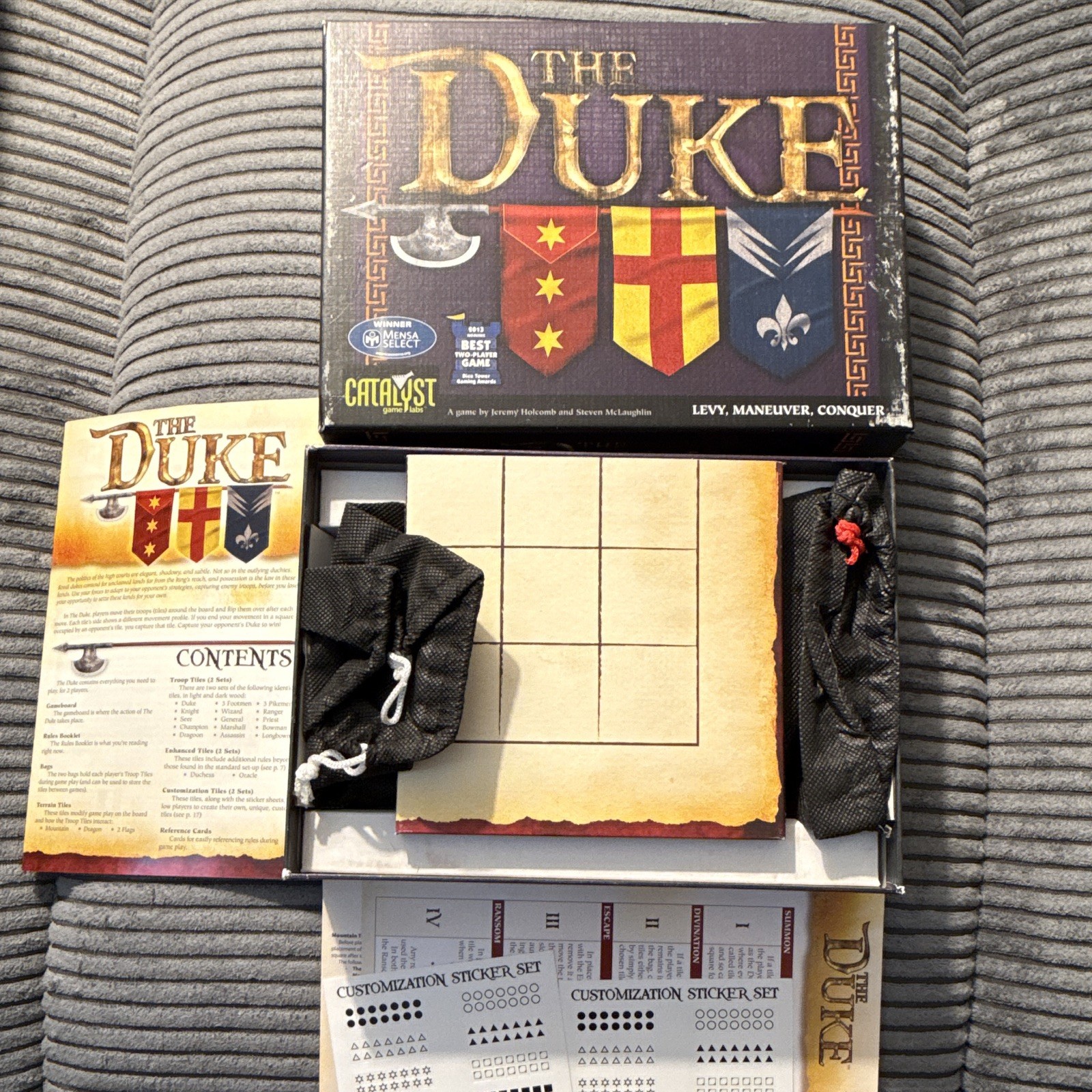 The Duke Strategy Board Game Mensa Select 2013 UNPLAYED Complete Out of Print
