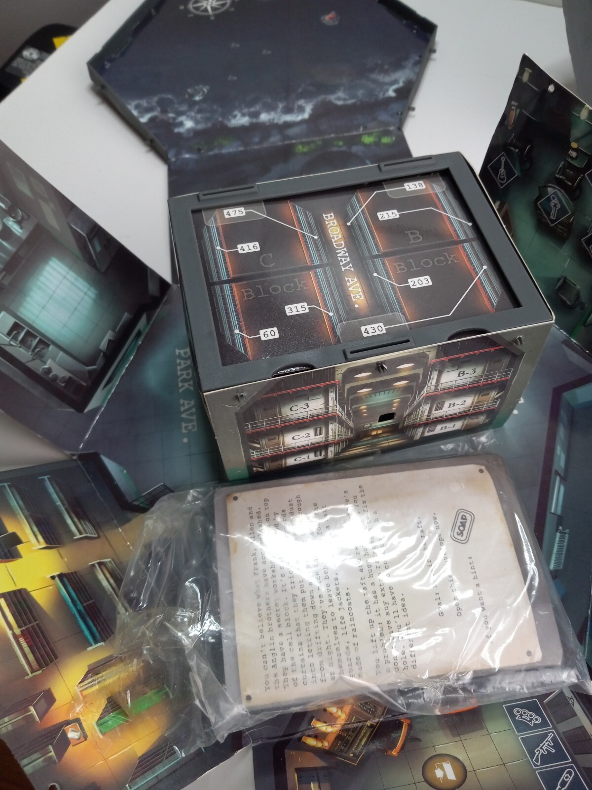Alcatraz, “To Escape,You Must First Break in”Board Game, Based On Real Events…
