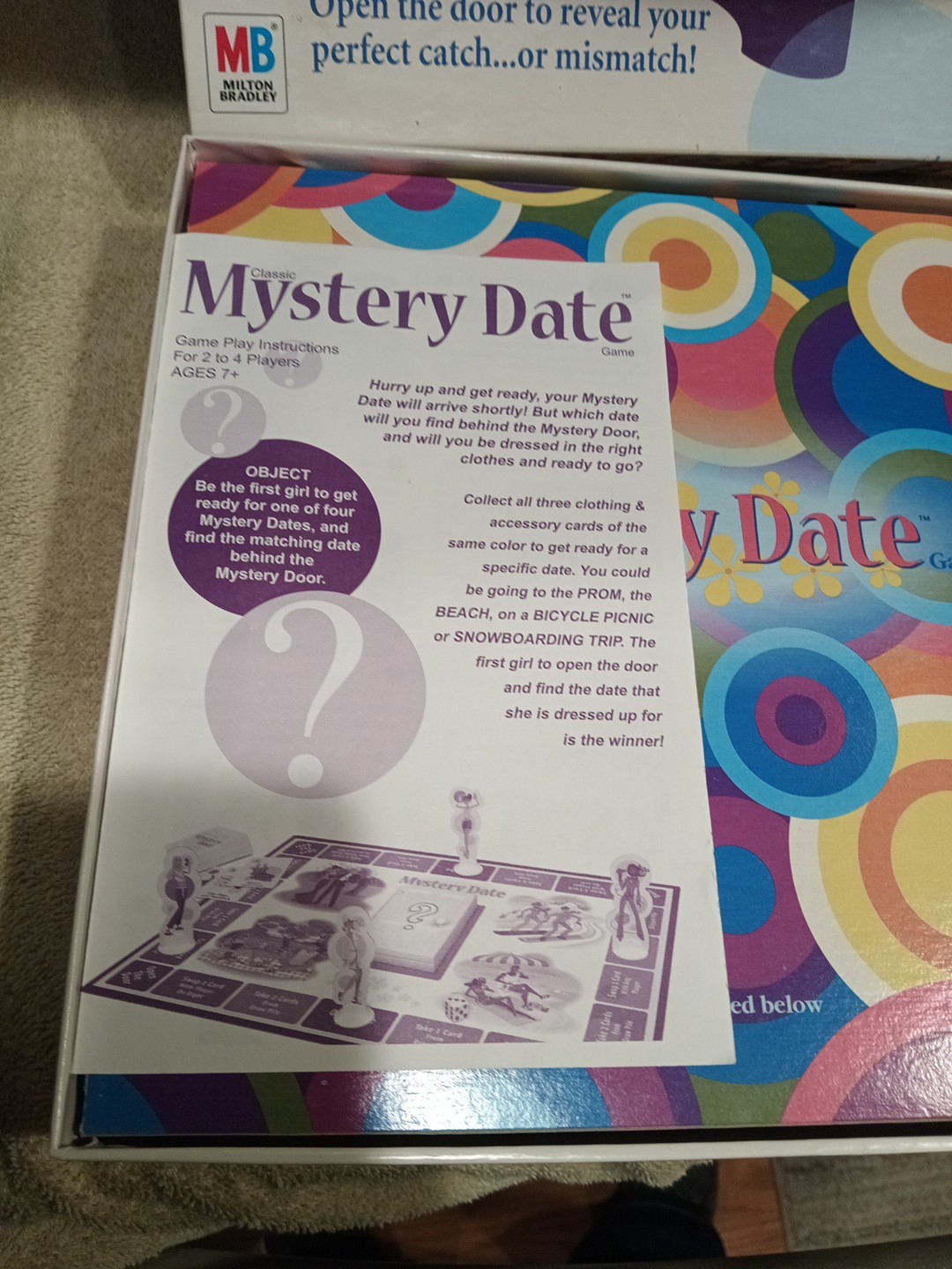 Classic Mystery Date COMPLETE Milton Bradley 2005 Board Game Girls Friends