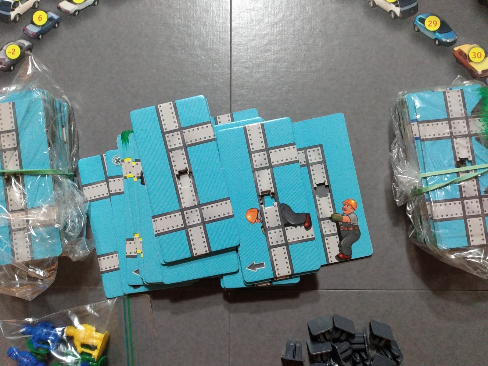 Game Skyscrapers Sirius Building & Blocking 2-4 play Ages 8 Up Mainini Boelinger