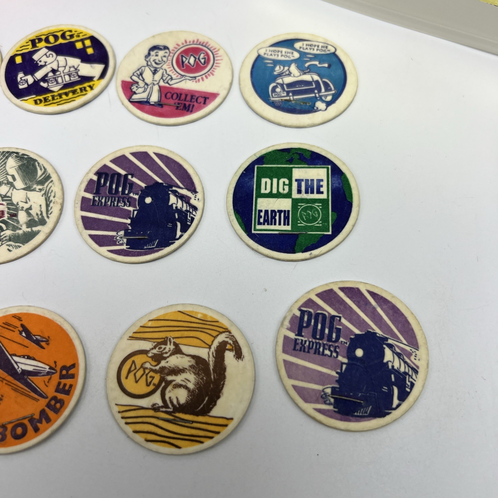 1990s POG – Micro Tournament Game Pack The World Pog Federation Case Plus T4565