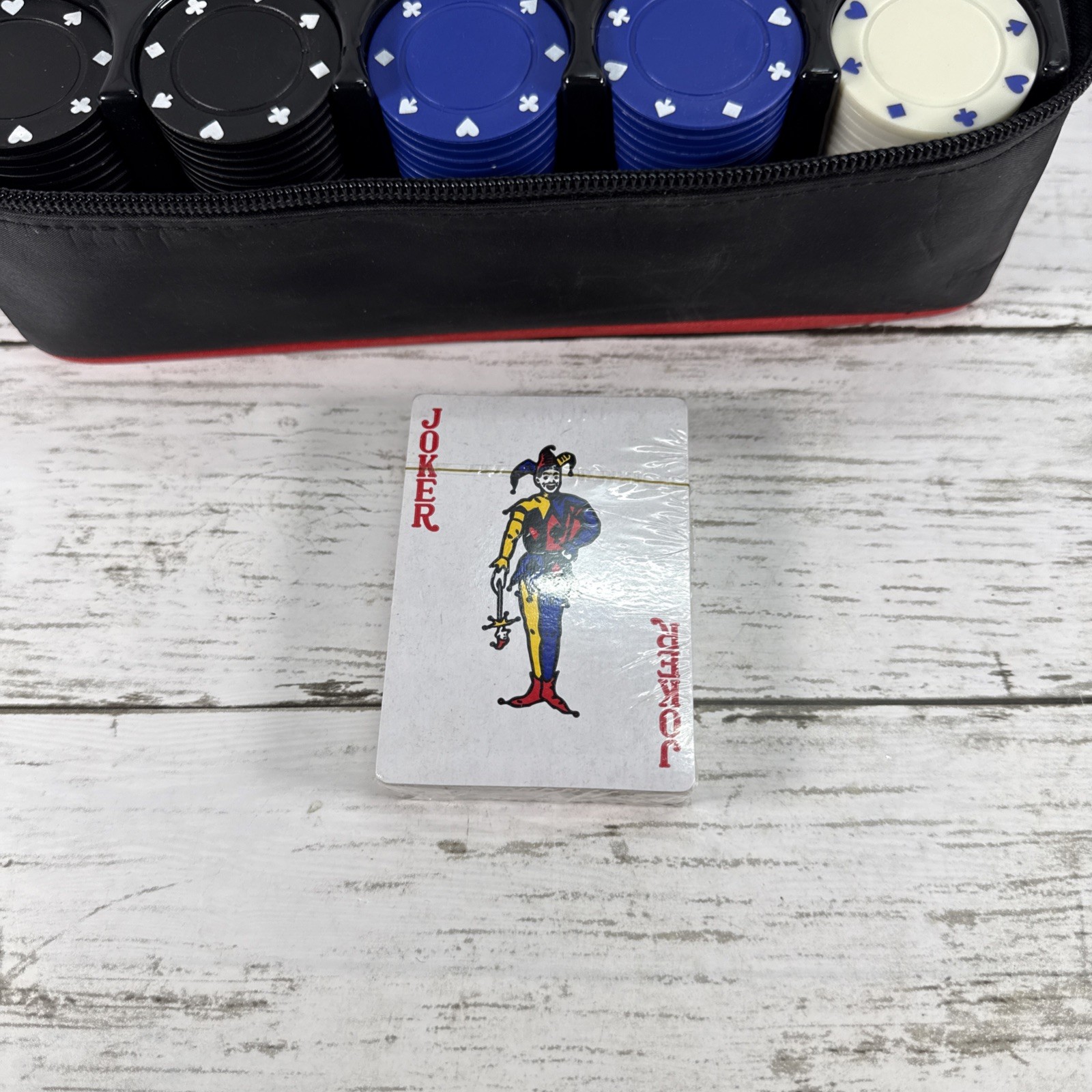 World Series of Poker Chip Set Carry Bag Sealed Cards Casino Game Night Set