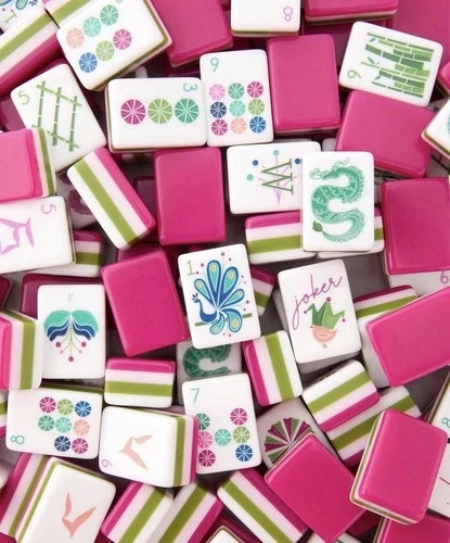 NEW! Vibrant Layered Mahjong Tiles – American Set 160 Tiles – Hot Pink Magenta