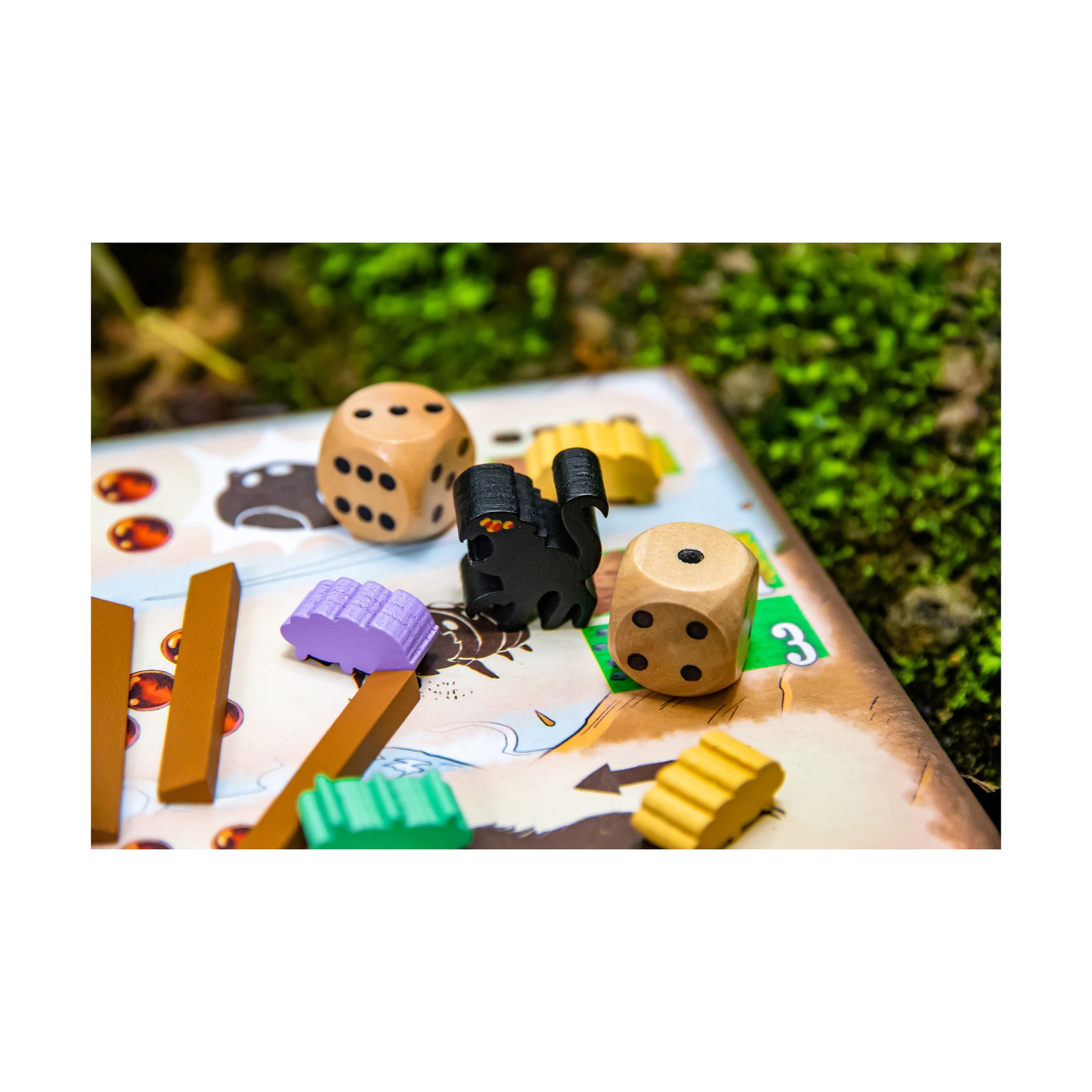 New – Devir Silk – Ages 10+ | 2-4 players