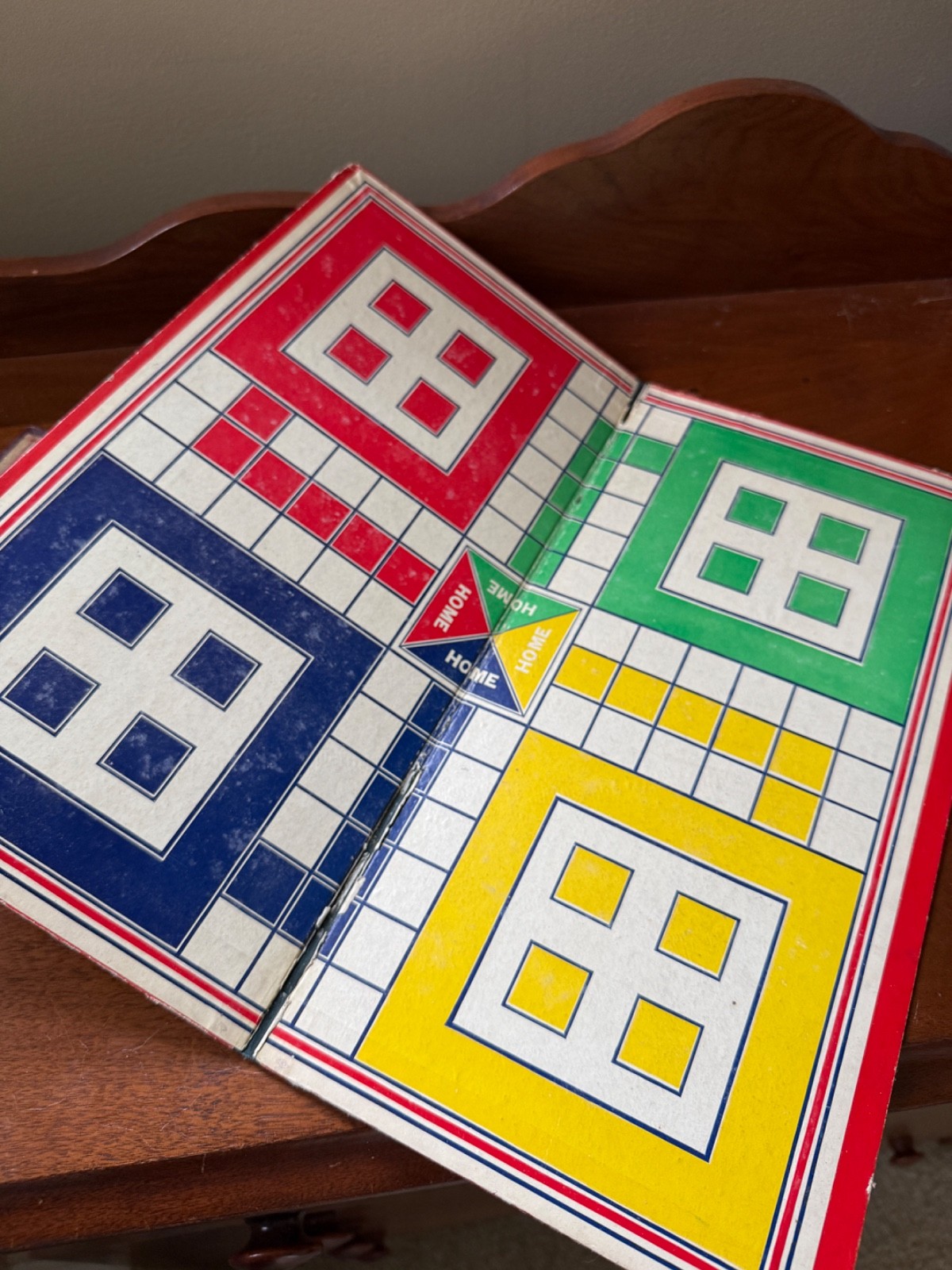 Vintage Ludo Game – British Manufacture, Boxed, 1930s–40s – includes board