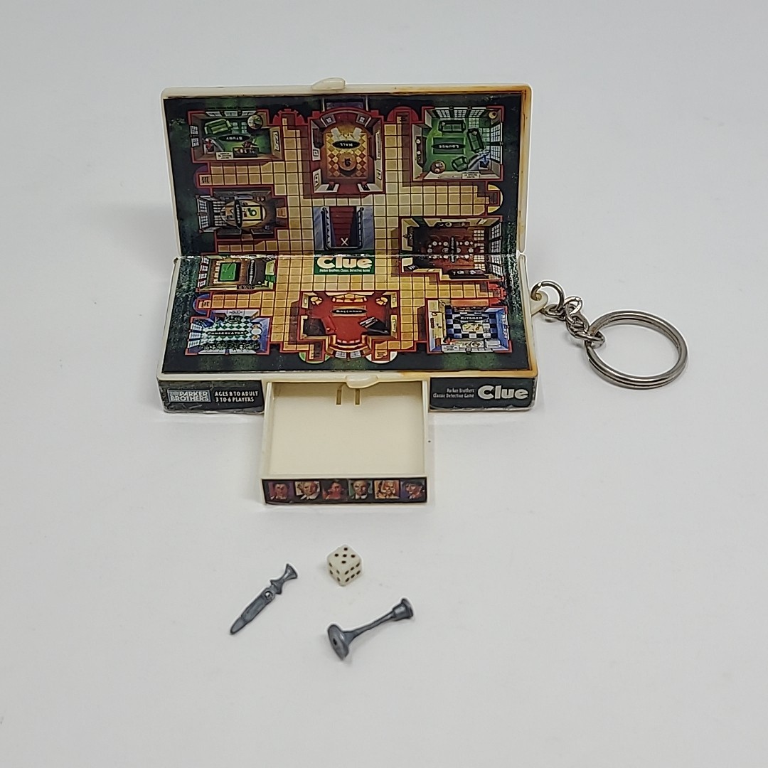 Vintage Clue Mini Travel Game Keychain Parker Brothers Hasbro 1998 Complete