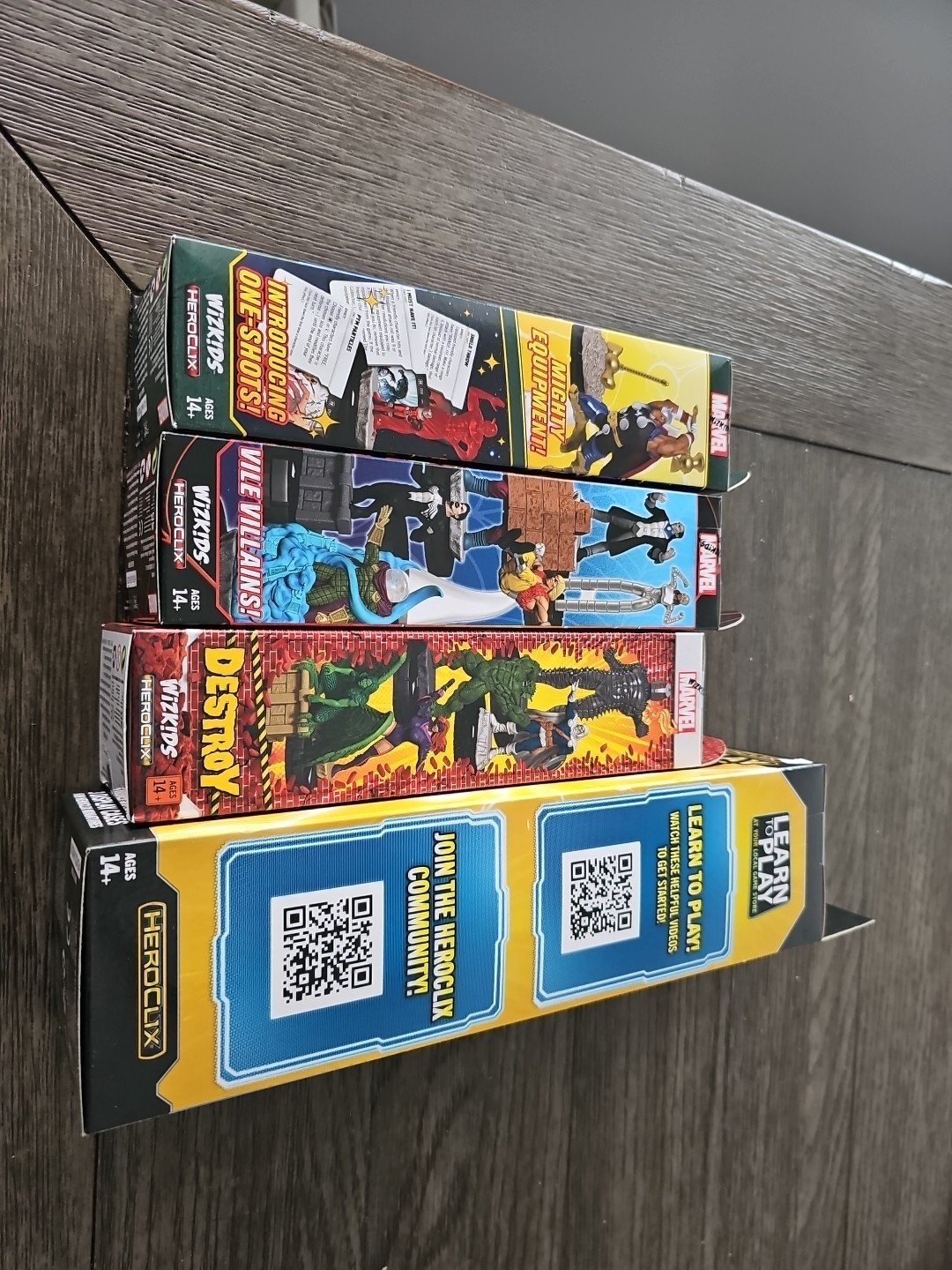 Marvel HeroClix Collector`s Trove, Spider-Verse Smash And Destroy Booster Bricks