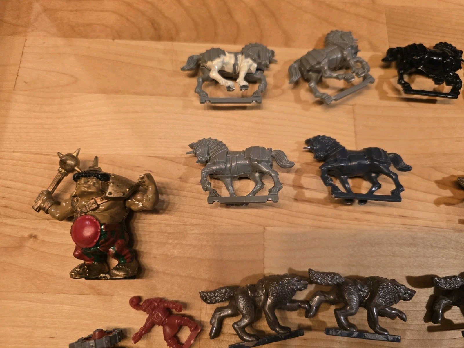 Milton Bradley Battle Masters 1992 – 99% Complete – See Description!