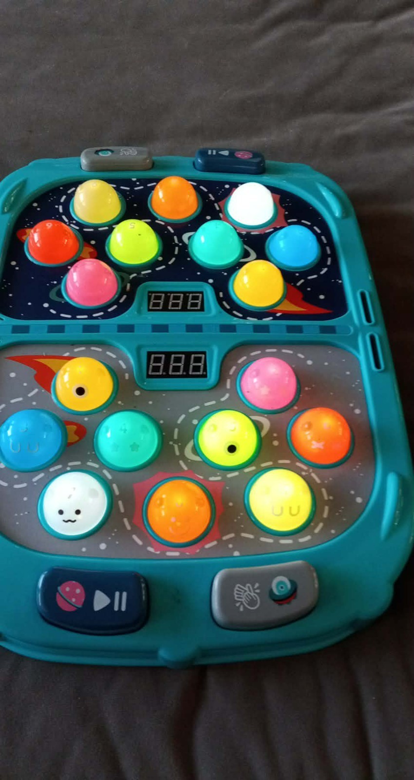 Interactive Whack and Mole Game for Kids without a hammer