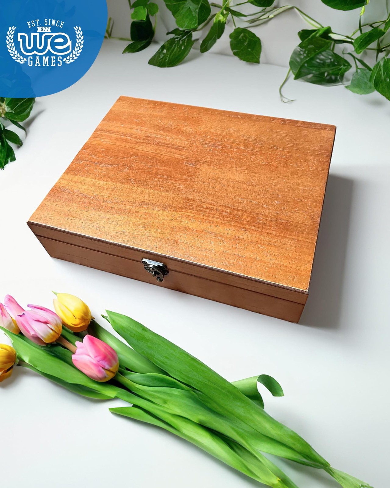 WE Games Old World Wooden Box with Brass Latch – Medium, Redwood
