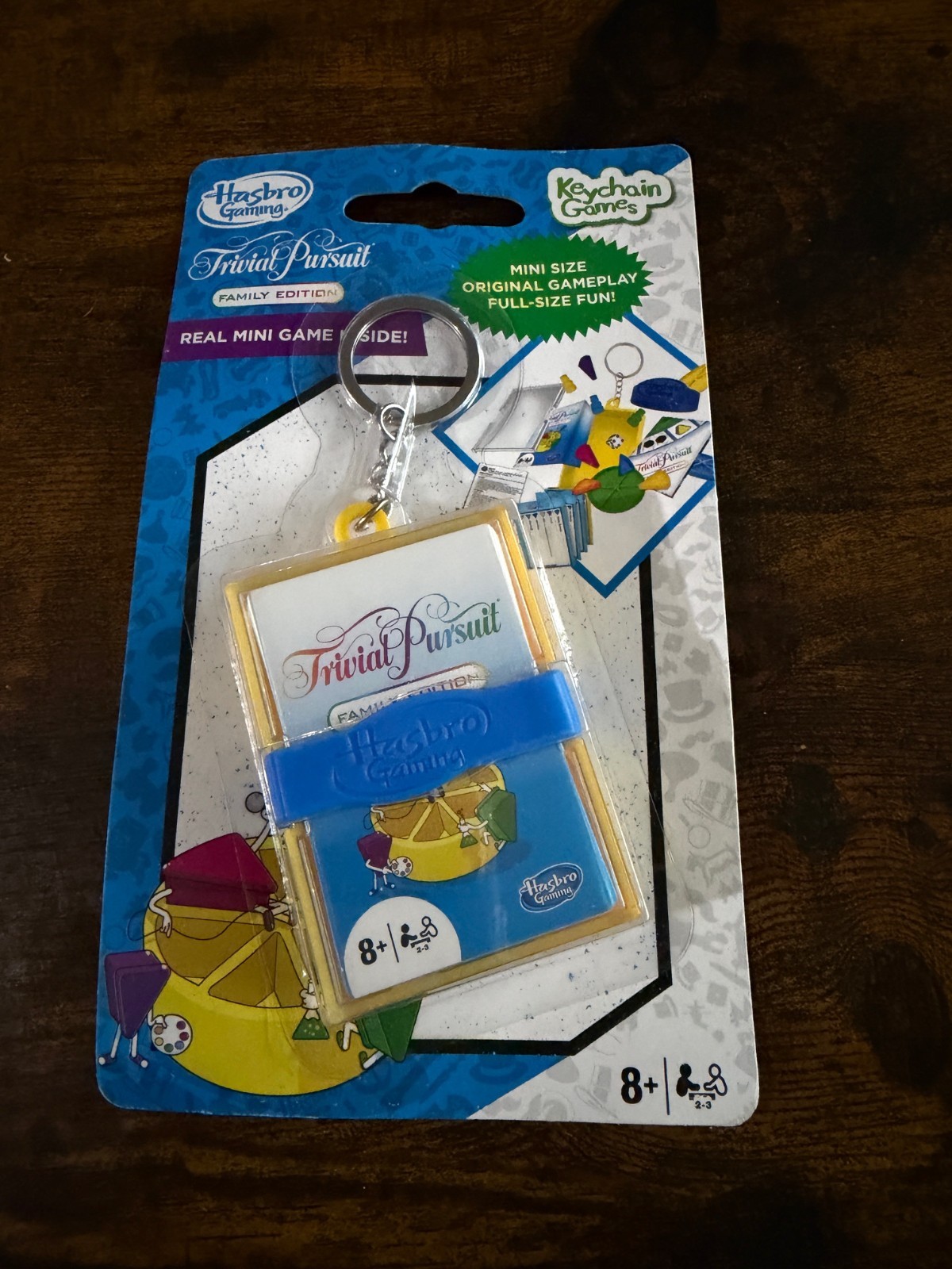 Keychain Games: Trivial Pursuit | Real Game, Mini Size! Hasbro Gaming new