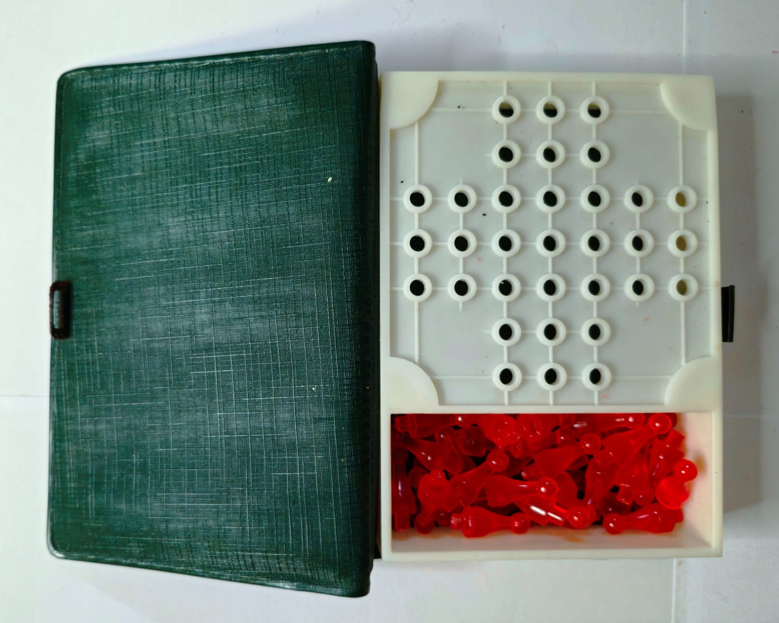 5 Vintage Mini TRAVEL GAMES 🎲 Chess / Dominos / Solitaire 🎲 circa 1980s
