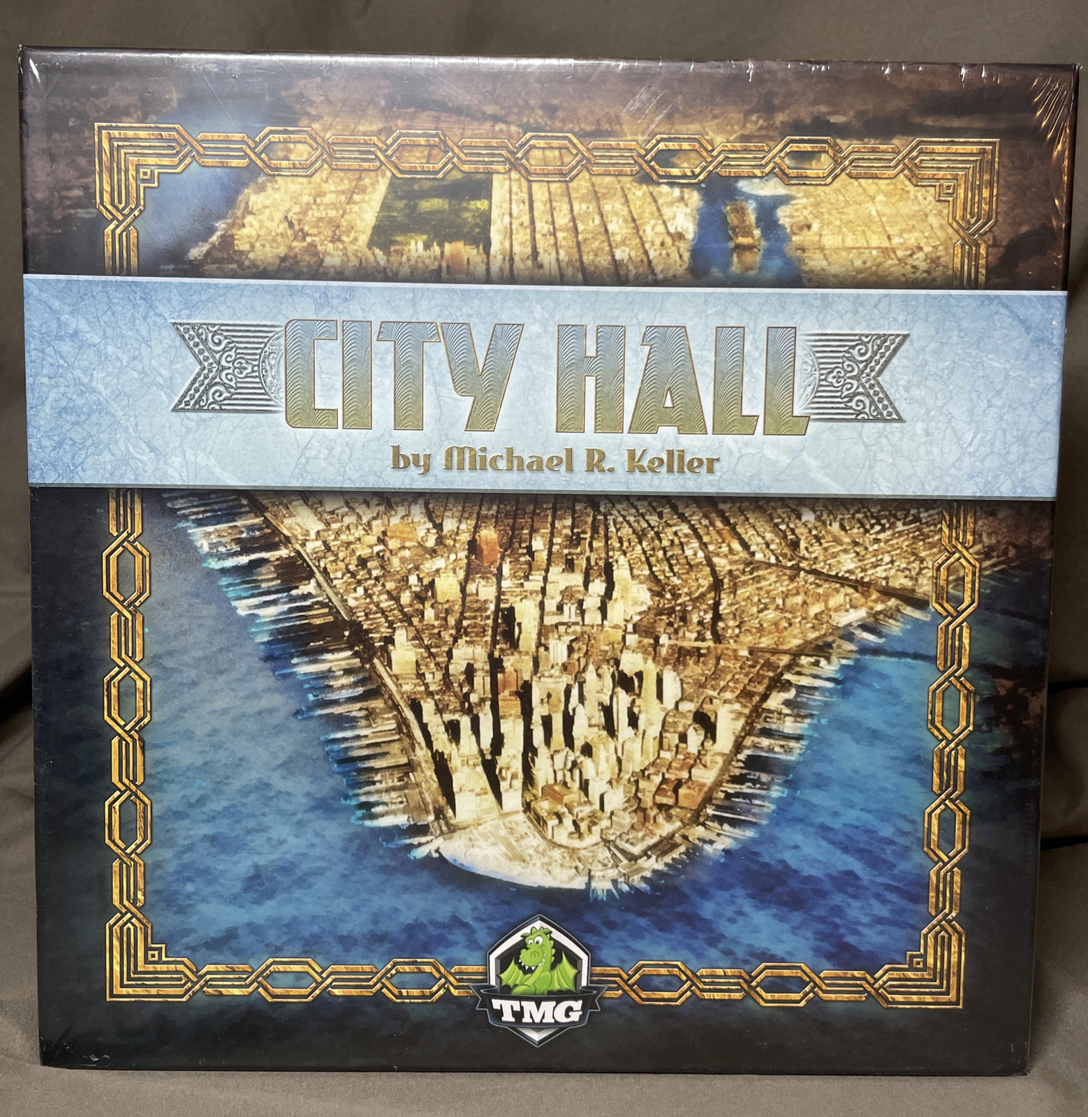 CITY HALL Board Game Play To Be The Mayor Of NYC Build Up Campaign Get Votes