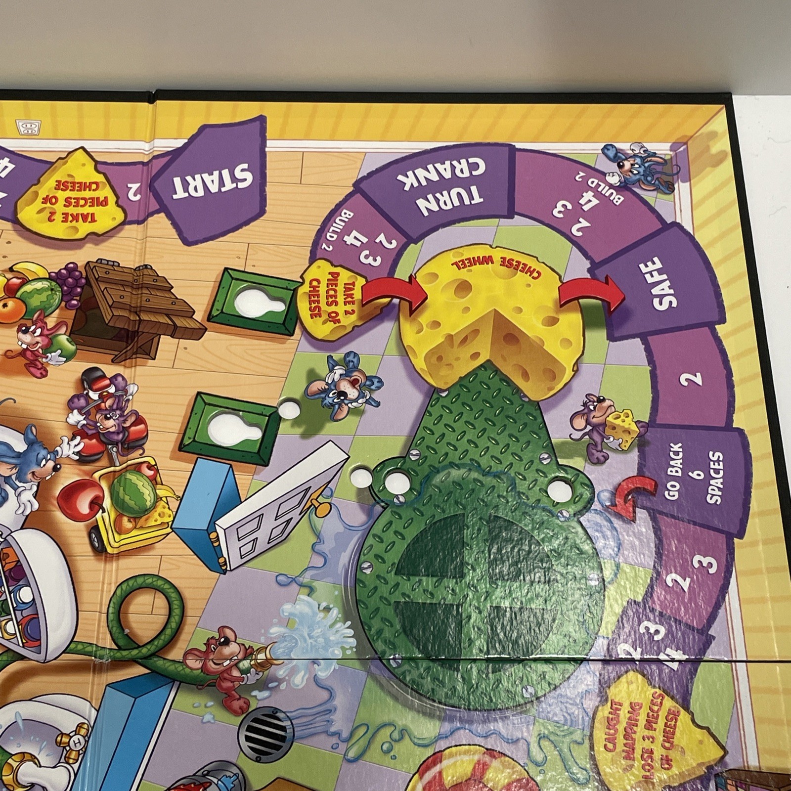Y2K Mouse Trap COMPLETE Milton Bradley 2005 Classic Board Game Kids Family