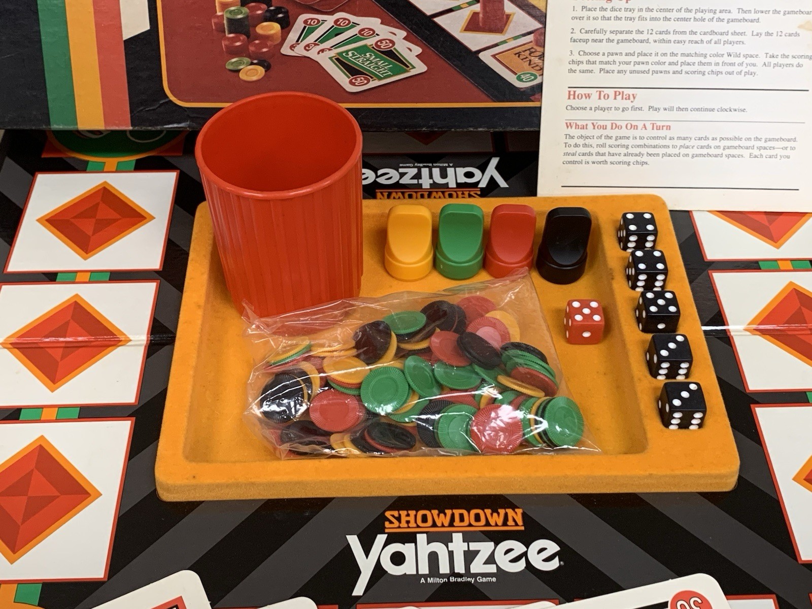 Vintage 1990’s Retro 1991 Yahtzee Showdown Dice Board Game Milton Bradley #4202