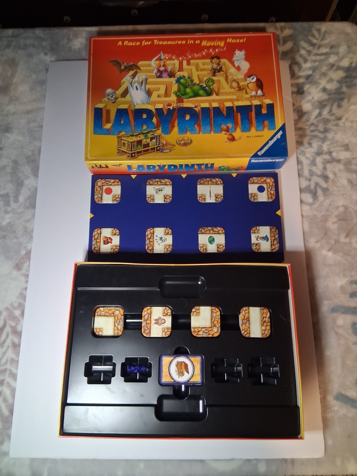 Ravensburger 2007 Labyrinth Board Game Pieces (MUST MESSAGE)