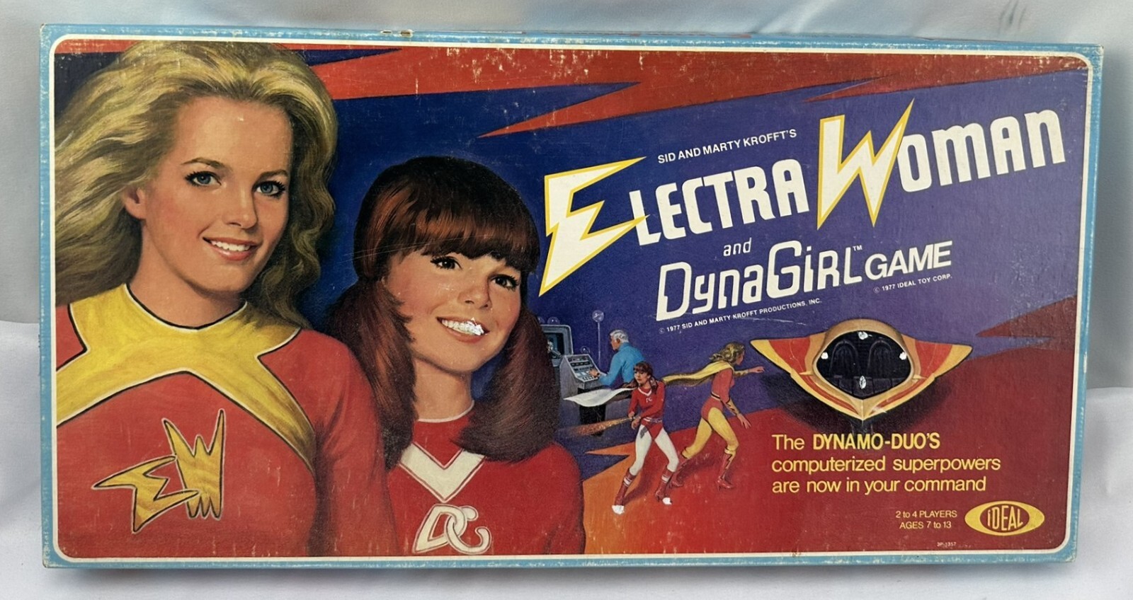 1977 Electra Woman and Dyna Girl by Ideal Games Complete in Very Good Condition