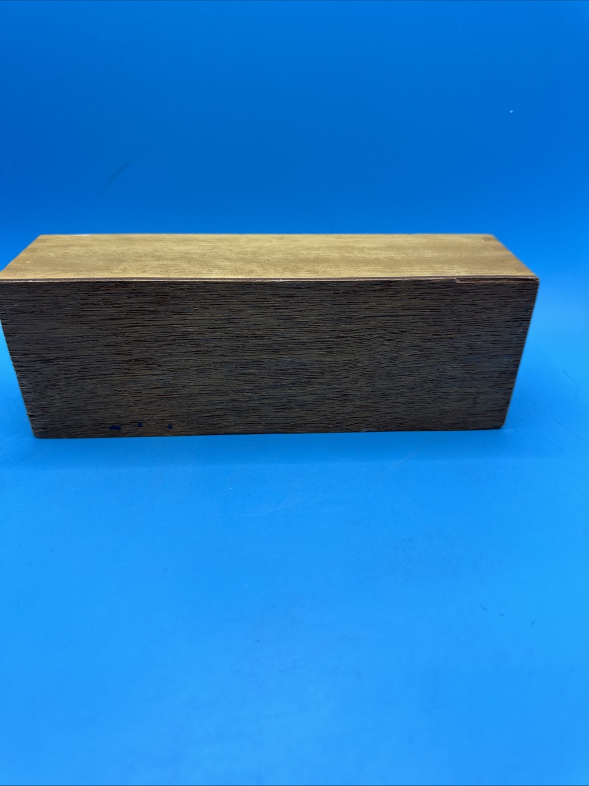 Set Of 28 Dominoes Supreme Made In Taiwan. Double Six With Wooden Box